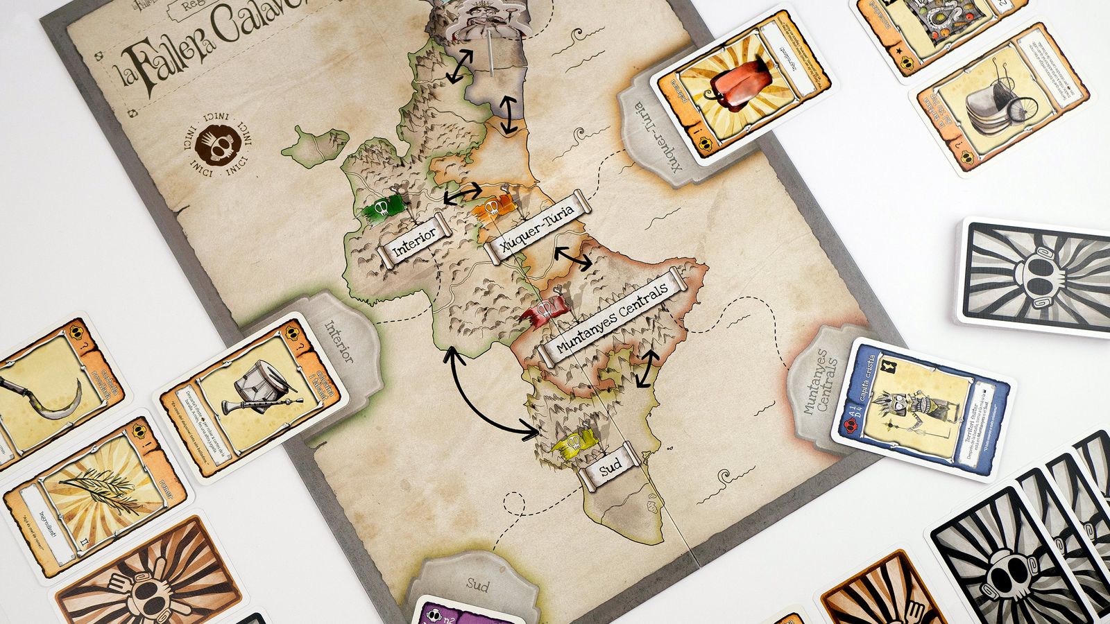 La nova mecànica del joc inclou un tauler que  representa el mapa del Regne de la Fallera Calavera