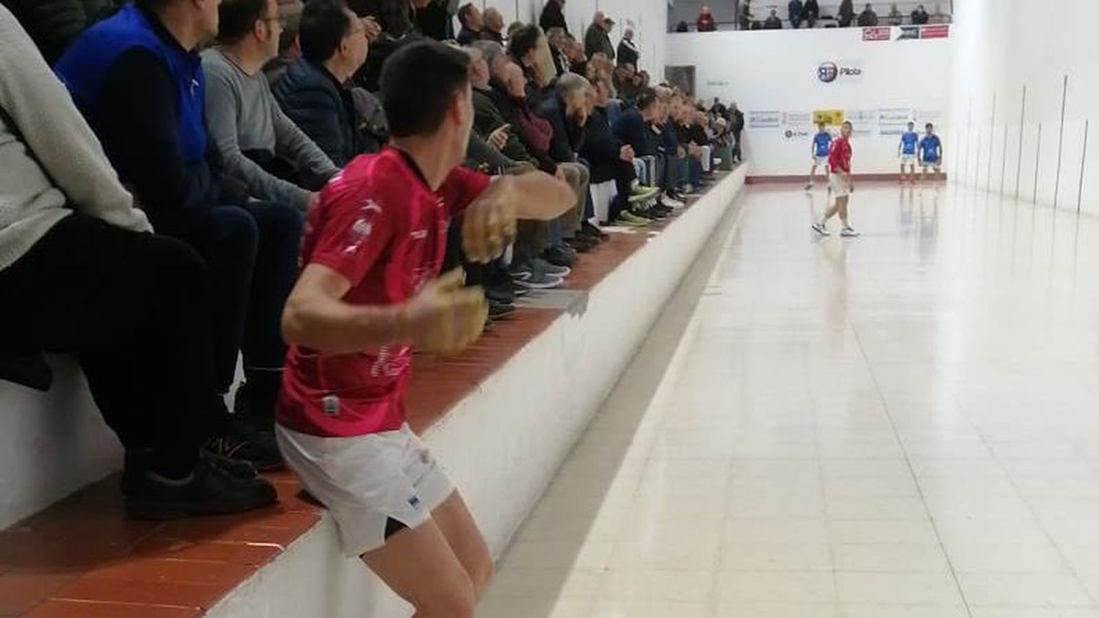 Imatge de la partida a Xeraco entre el trio de Genovés i el de Barxeta