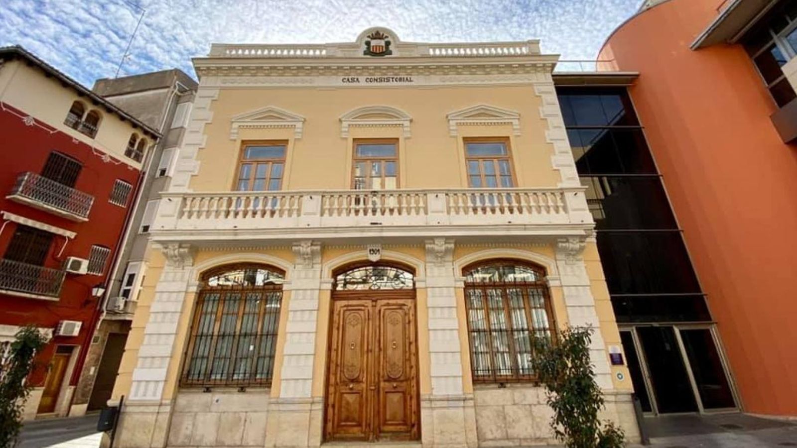 Façana de l'Ajuntament d'Algemesí