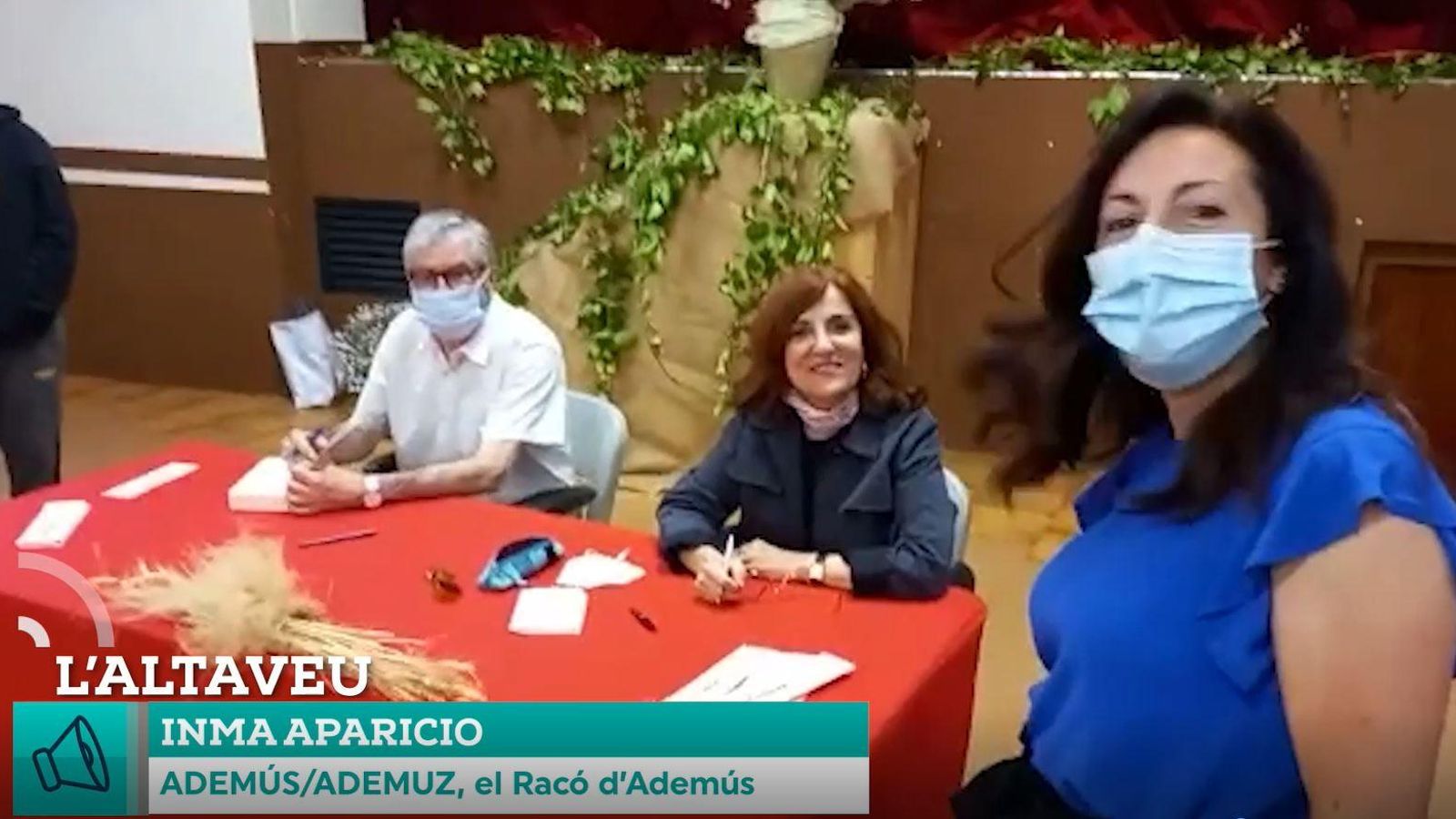24.05.2021 | Inma Aparicio des d'Ademús amb Elvira Lindo