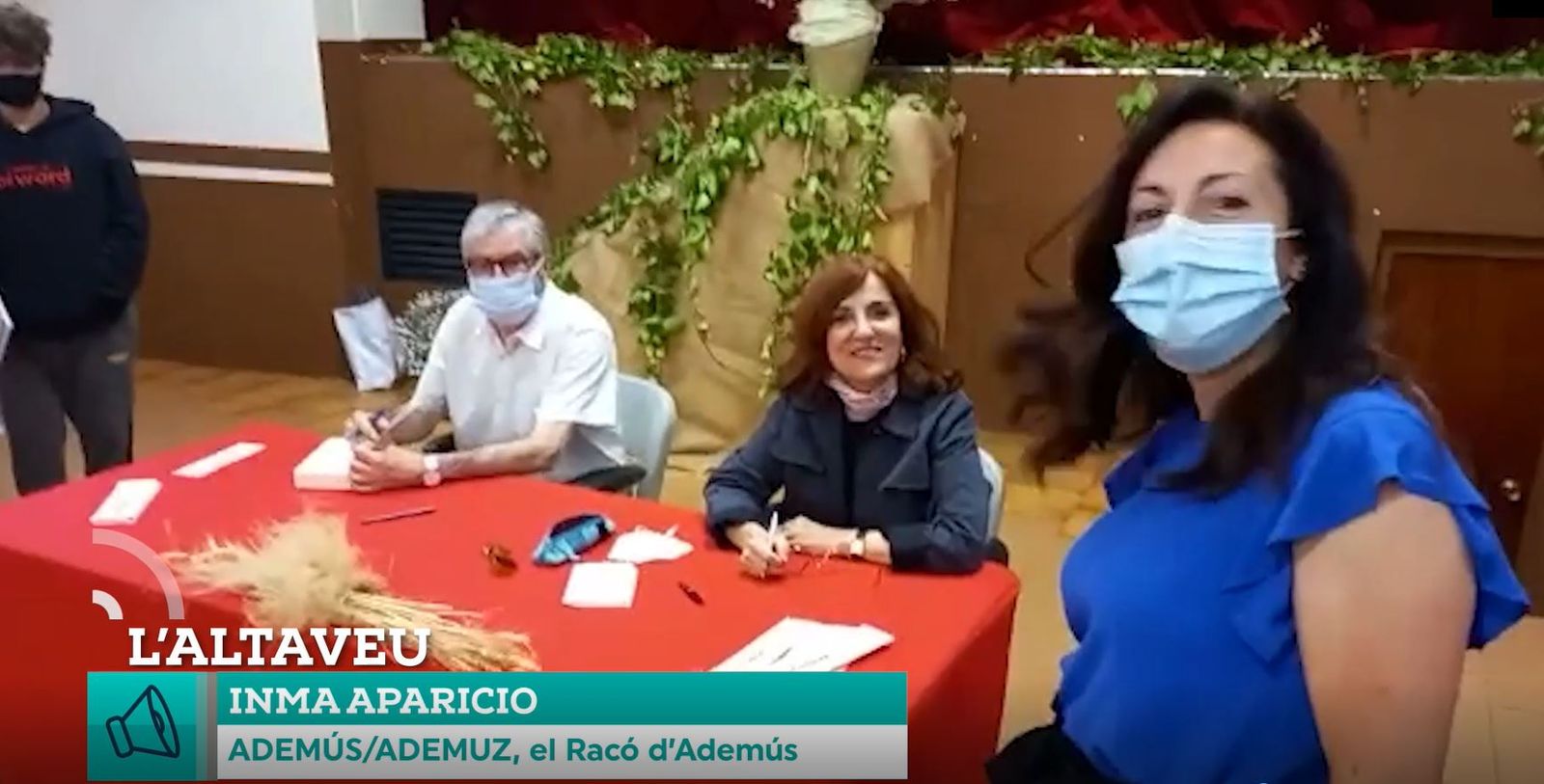 24.05.2021 | Inma Aparicio des d'Ademús amb Elvira Lindo