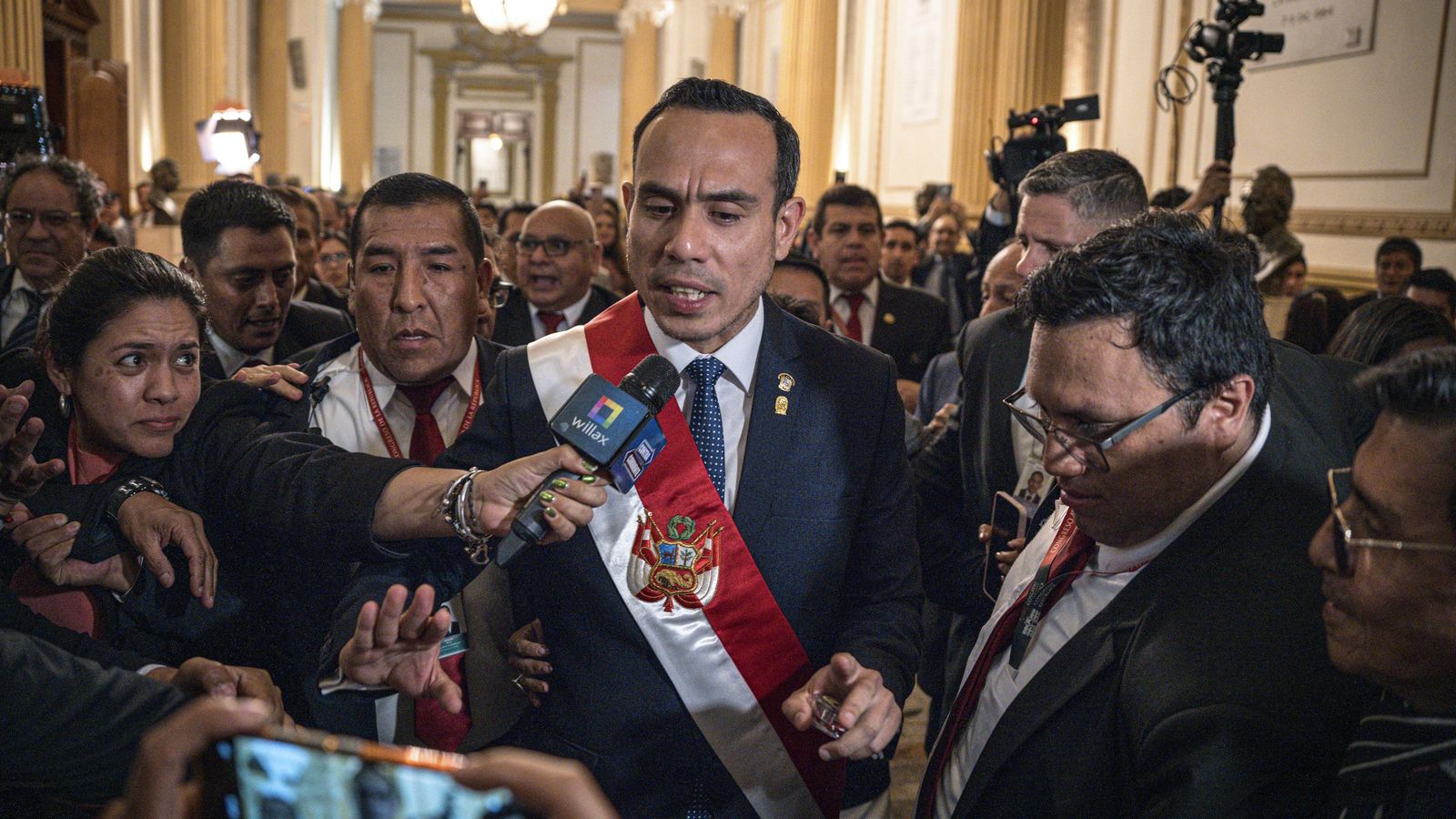 El president interí del Perú, este divendres El president interí de Perú, este divendres