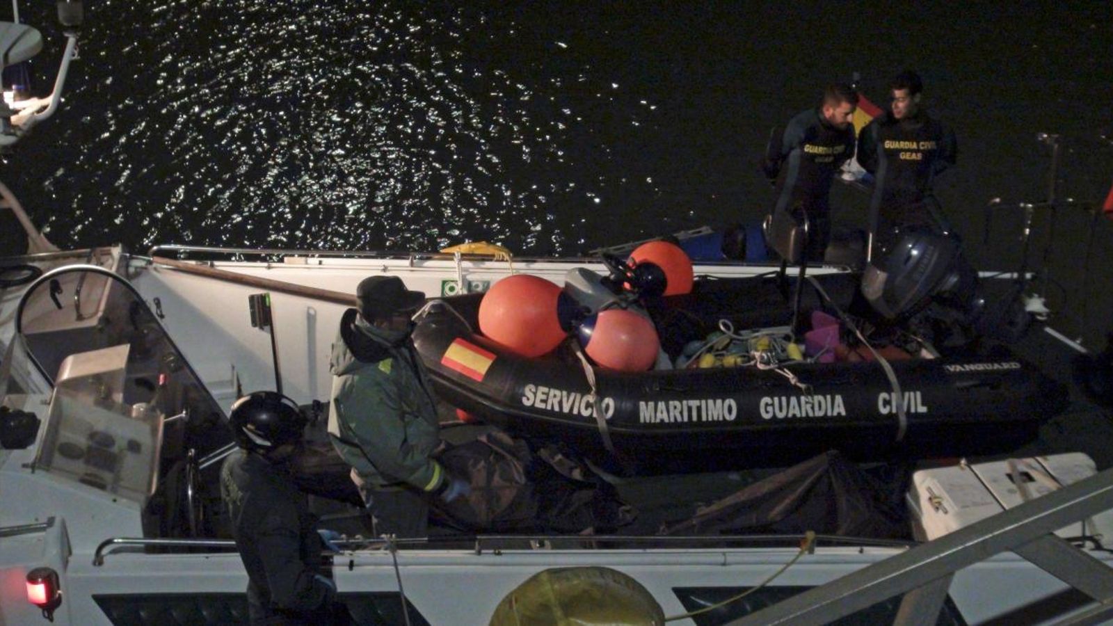 Efectius de la Guàrdia Civil continuen treballant a Los Caños de Meca, a Cadis