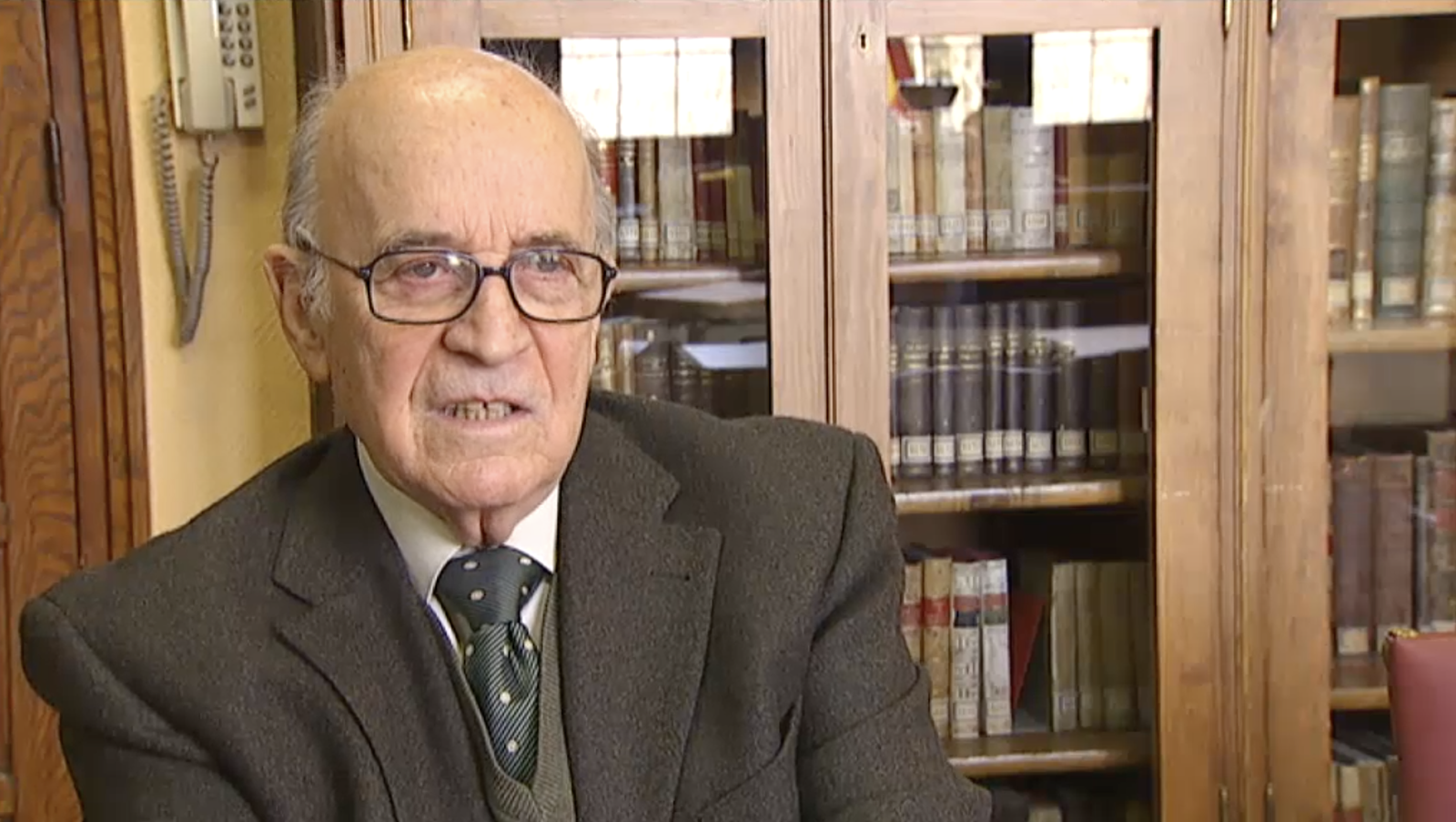 José Andrés Rojo, fill del general Rojo, explica com la família va conservar l’àudio inèdit de la seua intervenció en la ràdio l’any 1939