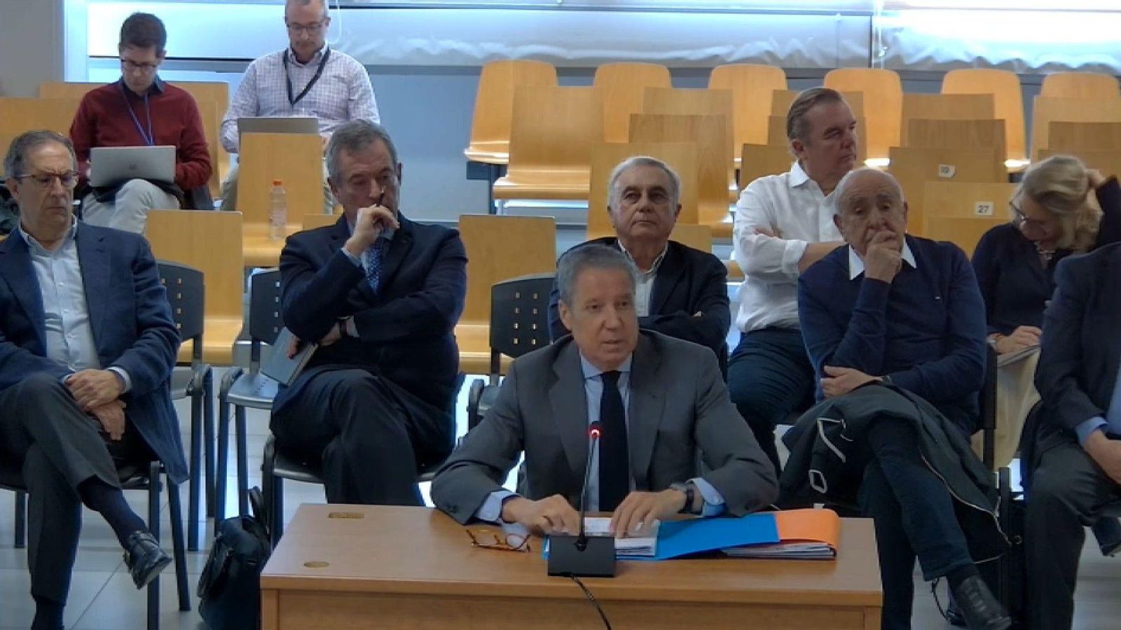 L'expresident Eduardo Zaplana en els primers moments de la seua declaració davant el tribunal del cas Erial