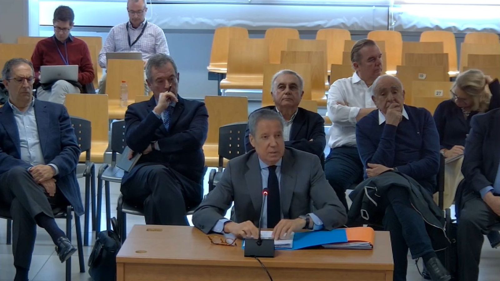 L'expresident Eduardo Zaplana en els primers moments de la seua declaració davant el tribunal del cas Erial