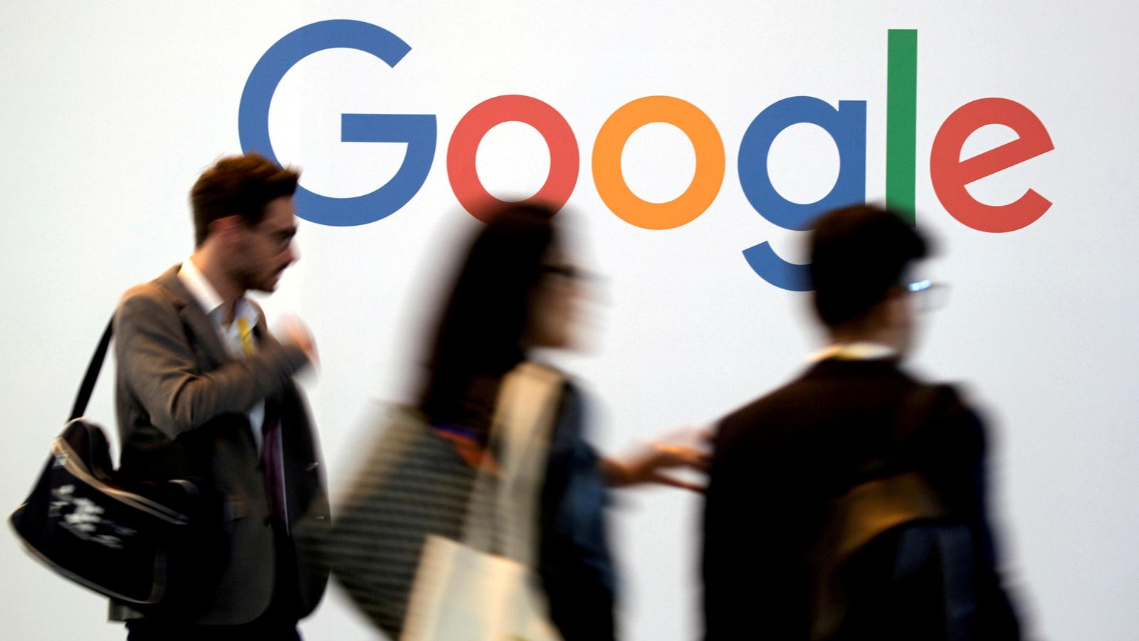 El logotip de Google es mostra durant una cimera tecnològica a París, França, en una imatge d'arxiu