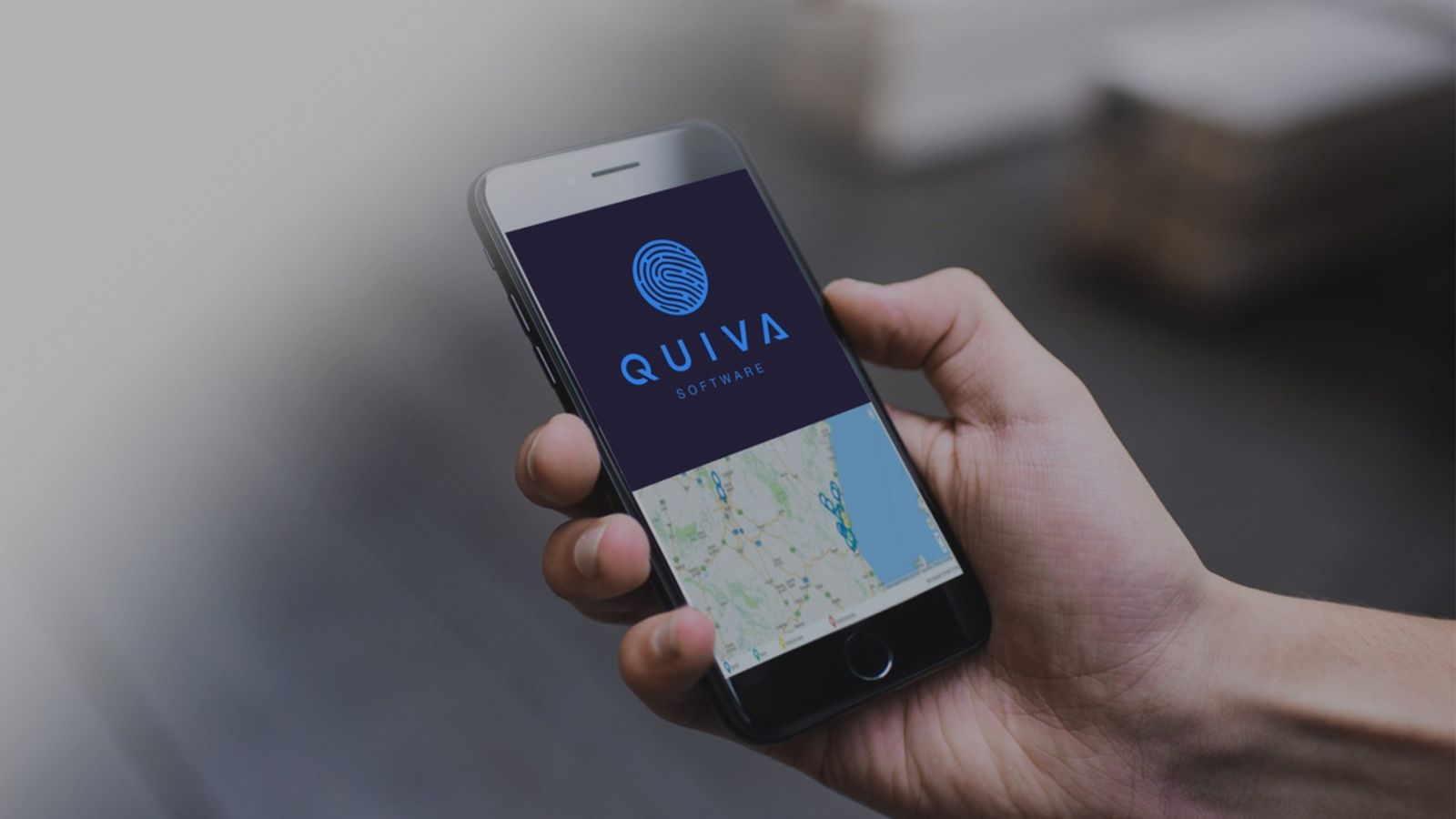 Imatge promocional de la pantalla d’accés a l’aplicació