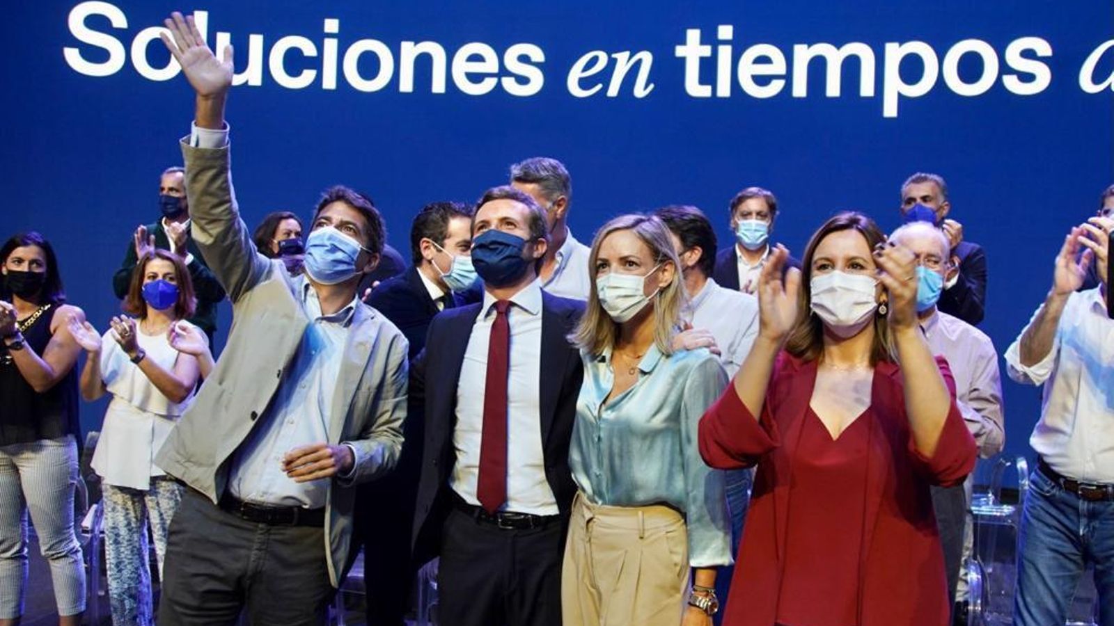 Carlos Mazón, Pablo Casado i María José Català a la convenció nacional del Partit Popular
