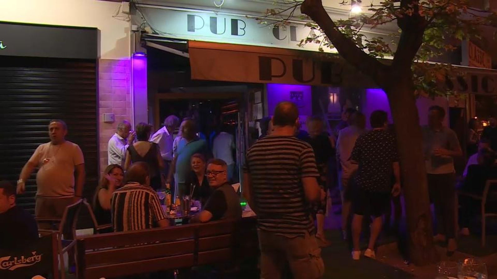 Molts pubs no han reobert a pesar de la relaxació de les mesures