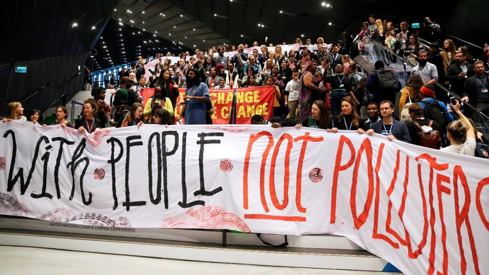 Manifestants a la cimera del clima, la COP24, a Katowice