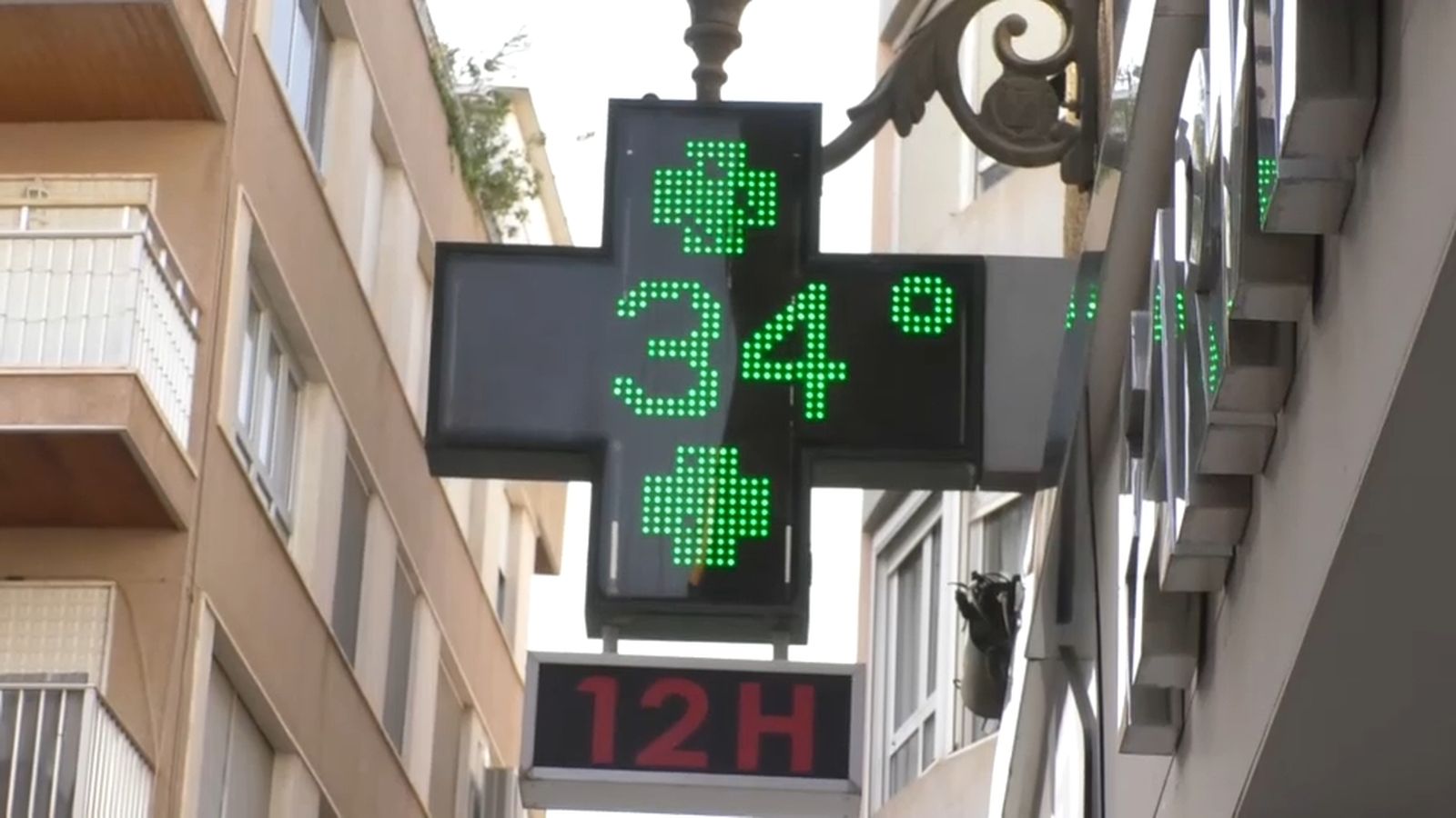 El mercuri ha marcat a Alacant 34,8 graus de màxima, a Castelló de la Plana 33,5 i a València 32,5.