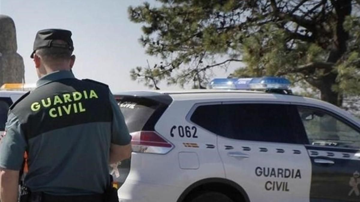 Imatge d'arxiu d'un agent de la Guàrdia Civil Imatge d'arxiu d'un agent de la Guàrdia Civil