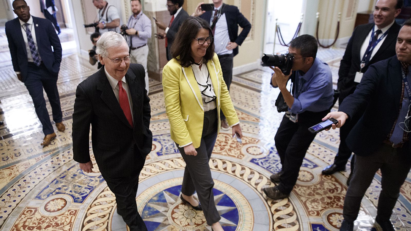 Si no hi ha sorpreses en la votació final, Kanaugh es convertirà en el nou membre del Suprem, malgrat tota la polèmica que el rodeja