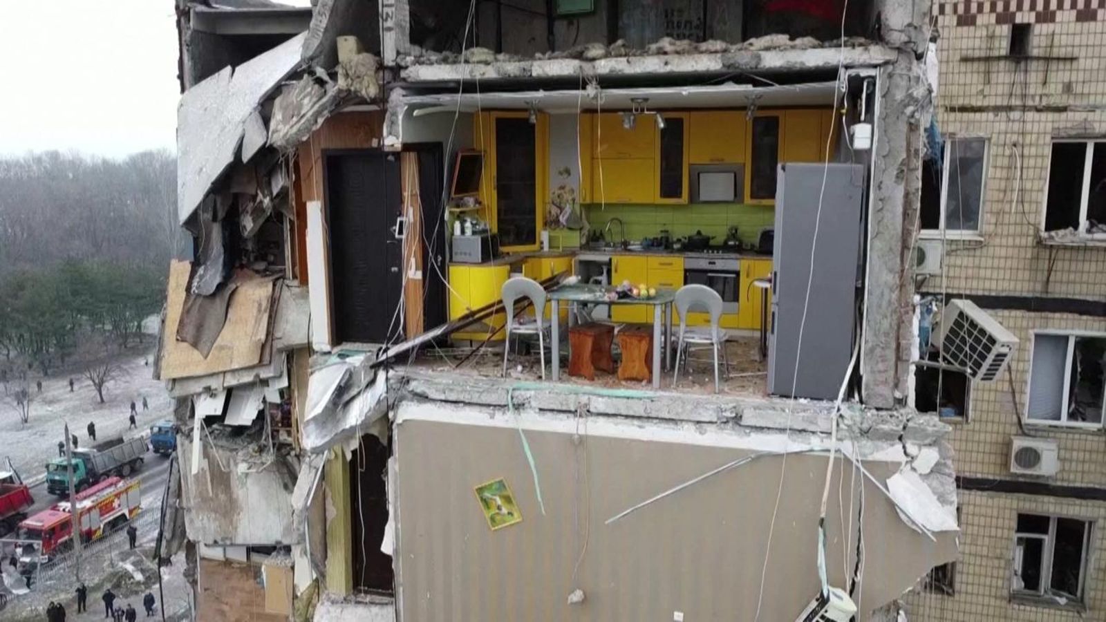 Ucraïna continua rescatant cadàvers de les runes de Dniprò