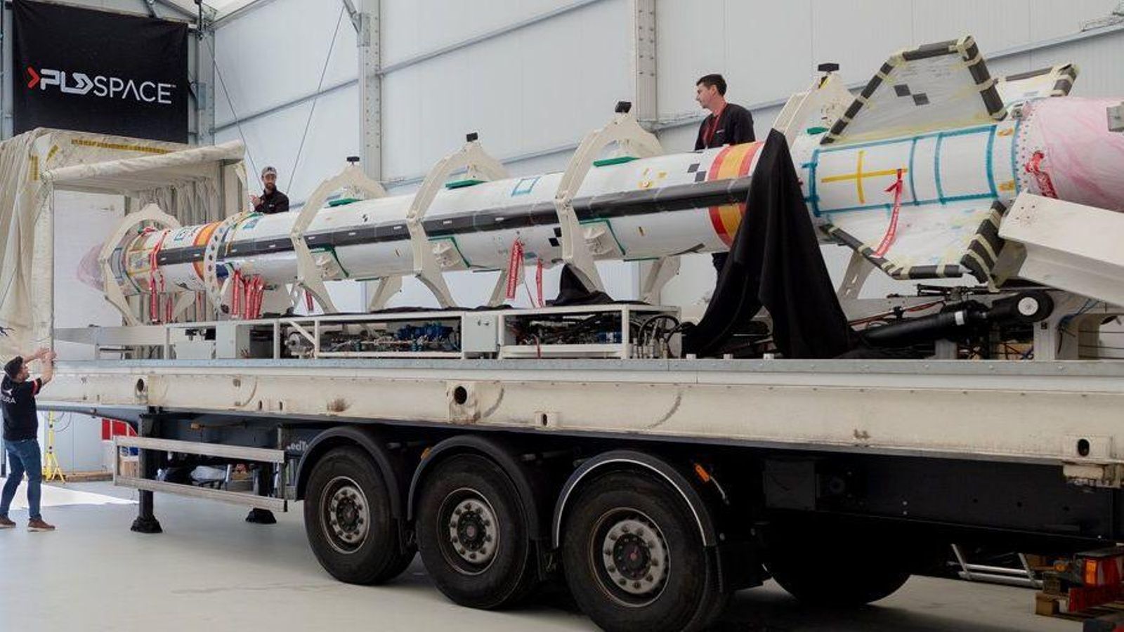 El cohete Miura 1, de l'empresa il·licitana PDL Space, en la base de llançament de Huelva (Andalusia)