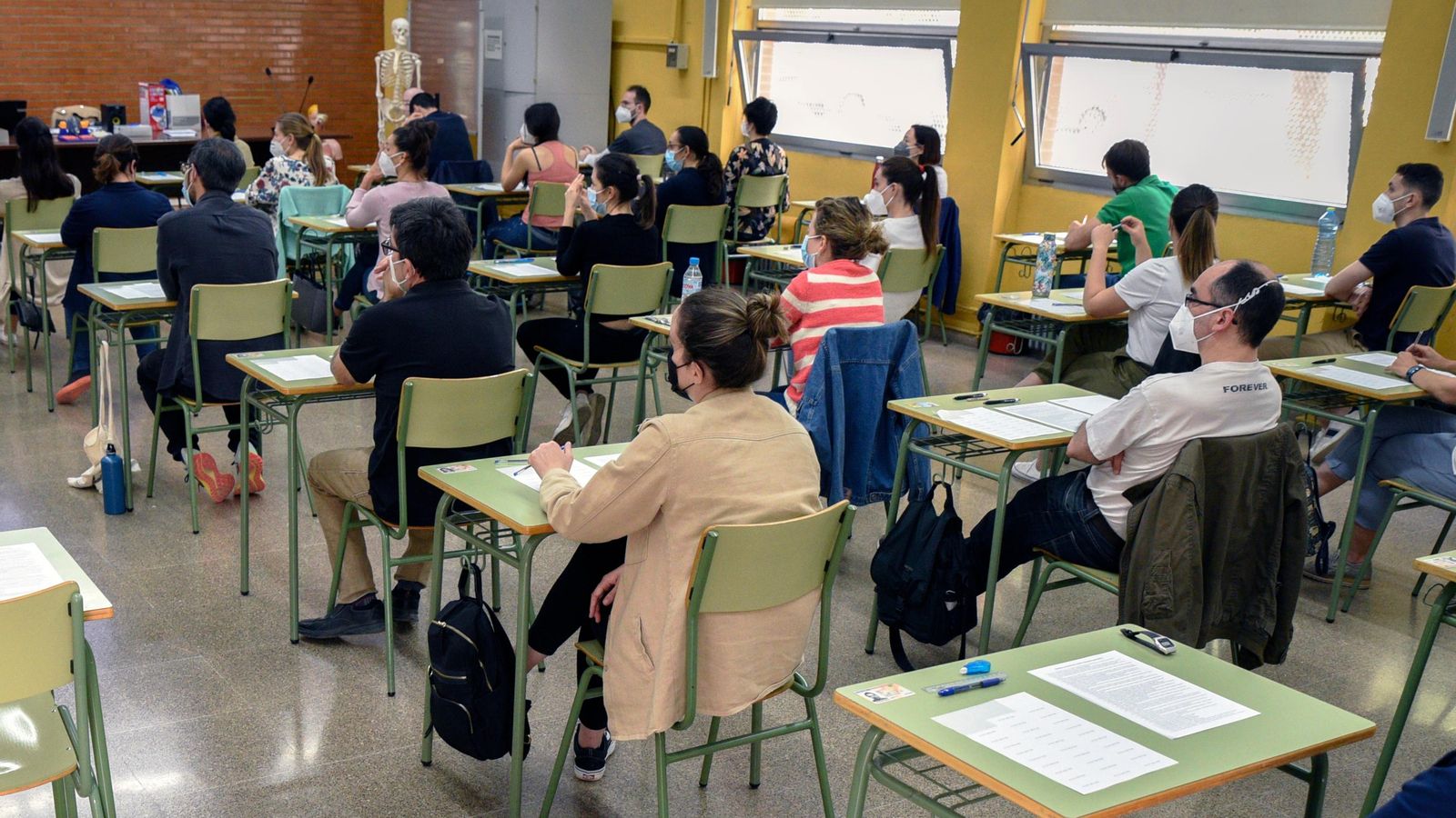 Examen a València de les oposicions docents de la Comunitat Valenciana, el passat 22 de maig
