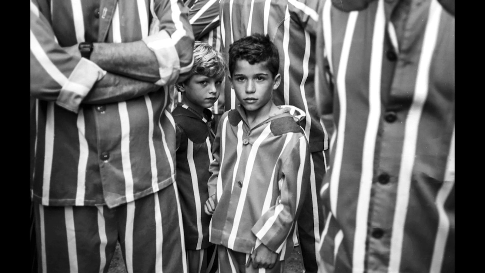 La muixeranga, una de les moltes festes populars que ha documentat Castillo en la seua obra