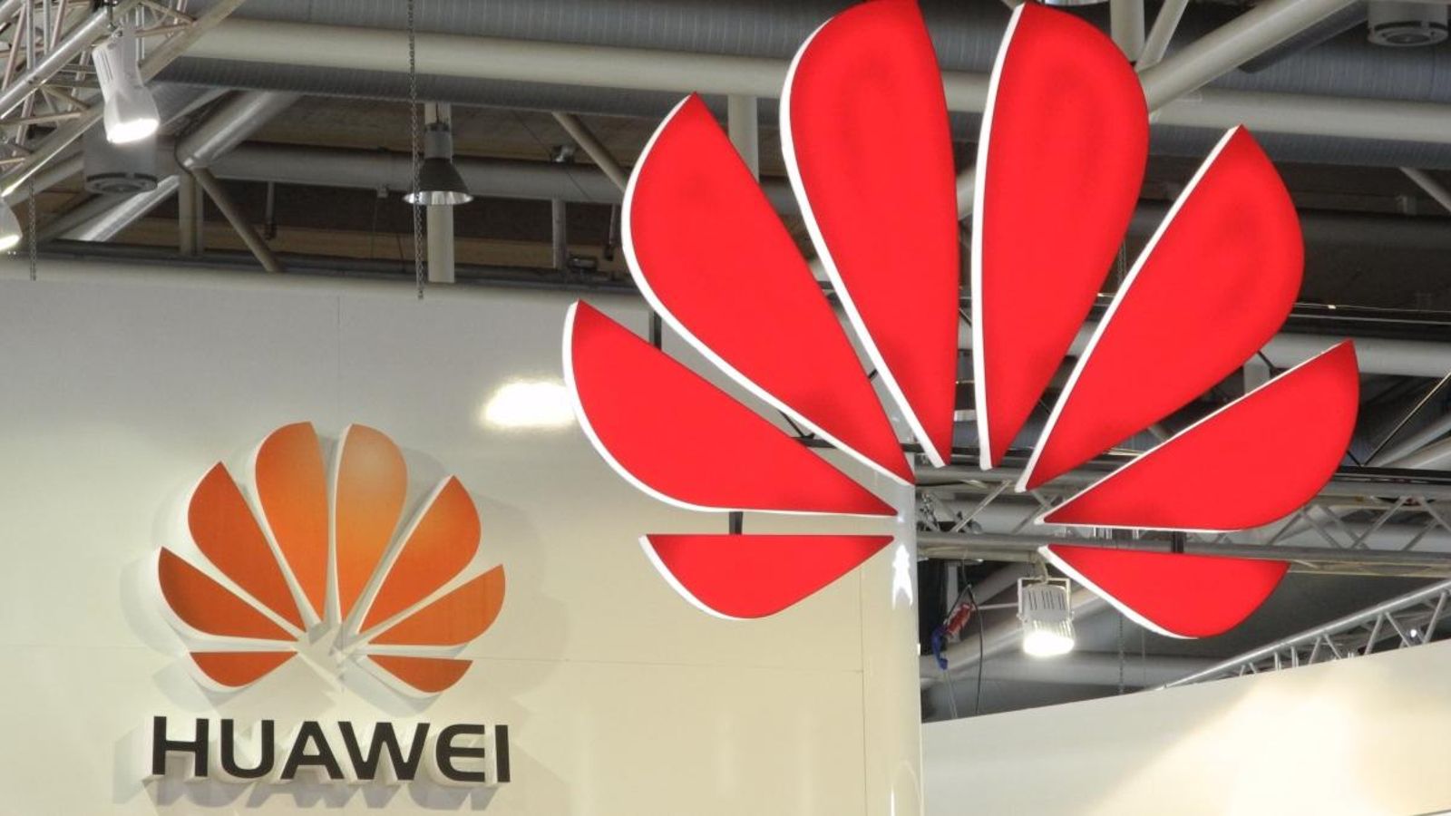Les empreses tecnològiques dels Estats Units deixaran de vendre components i programari a Huawei