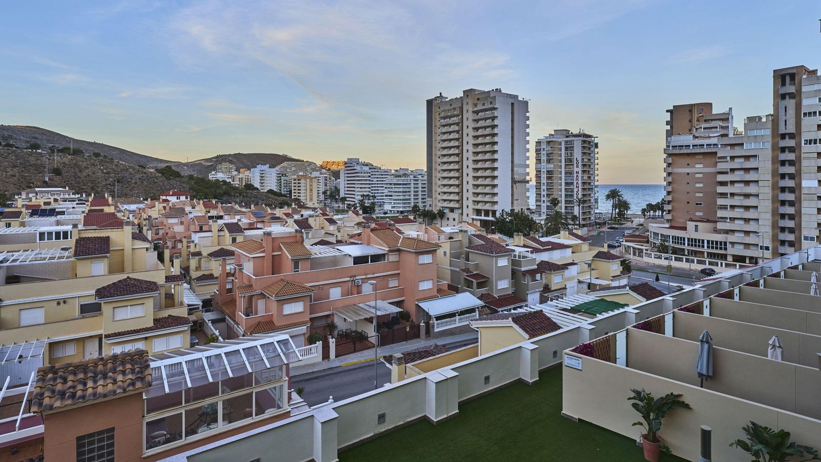 Imatge d'arxiu de Cullera, un dels municipis on els lladres van assaltar algunes vivendes amb els propietaris dins