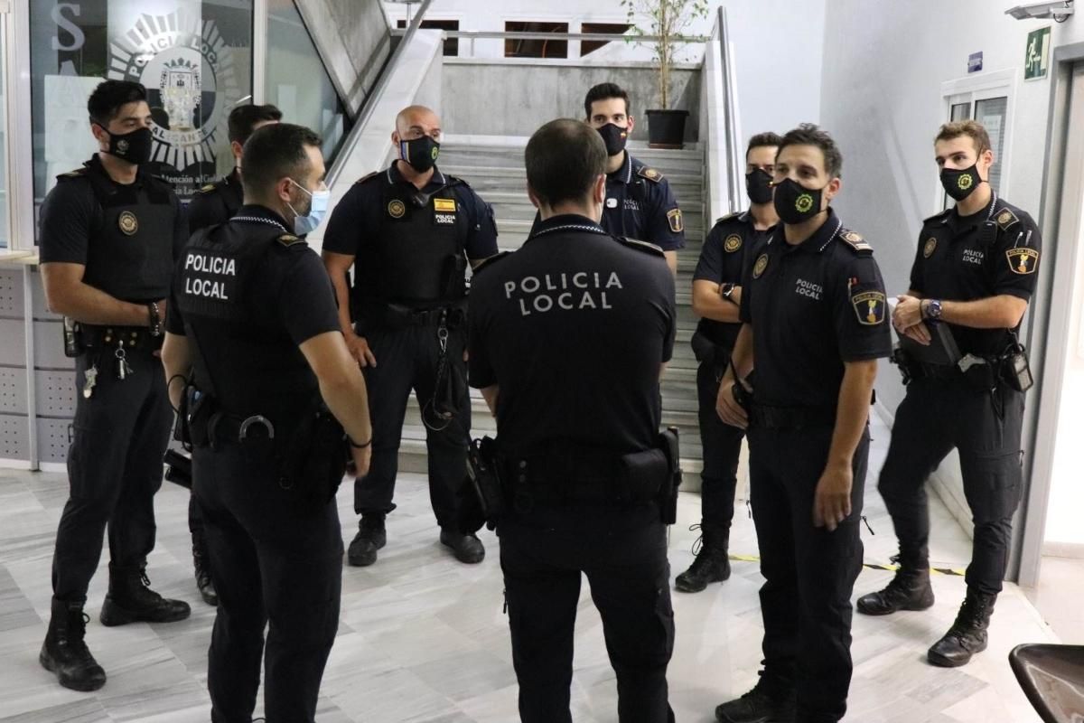Agents de la Policia Local d'Alacant en una imatge d'arxiu
