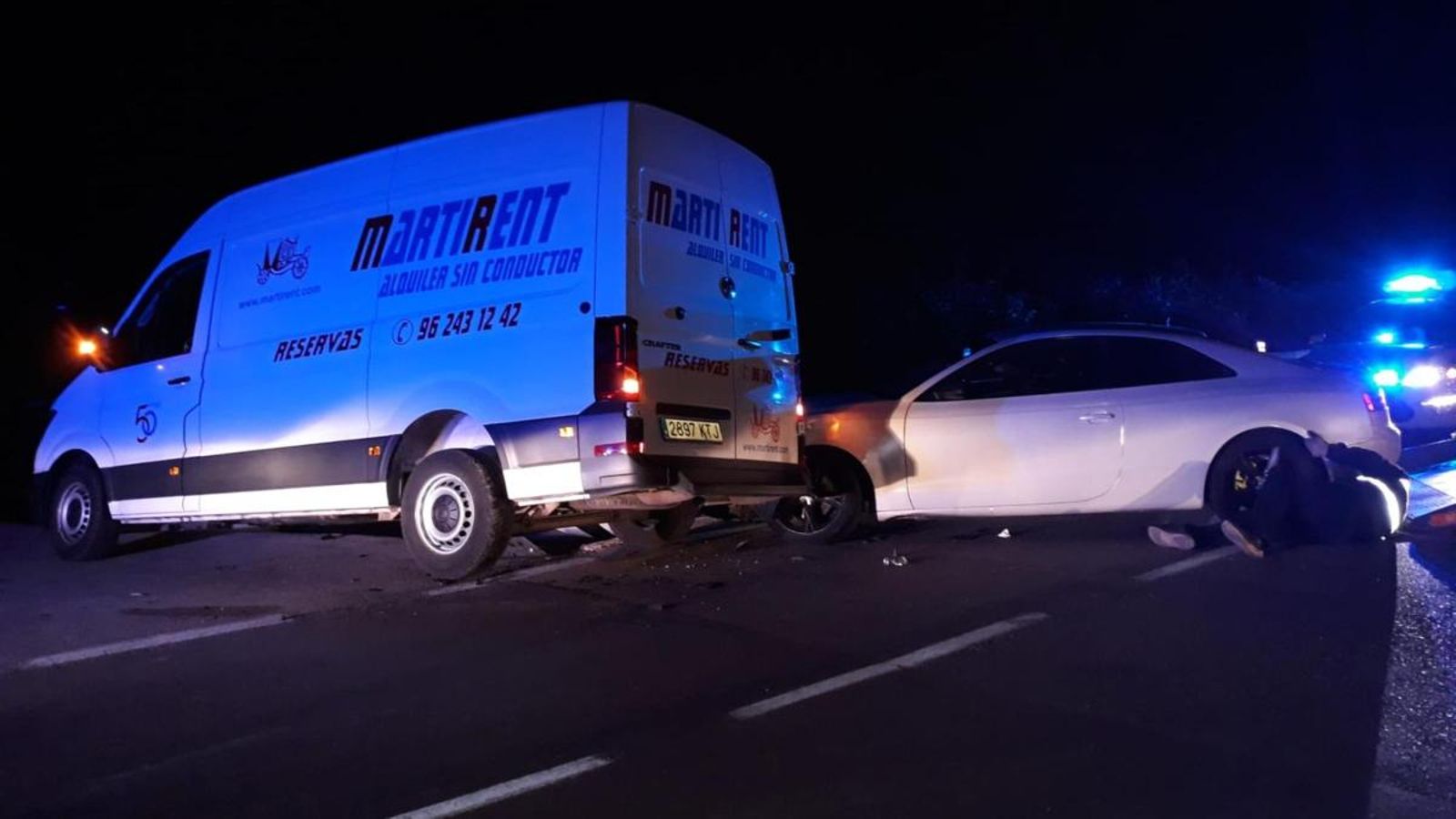 Imatges de l'accident que s'ha produït en Vilanova de Castelló.