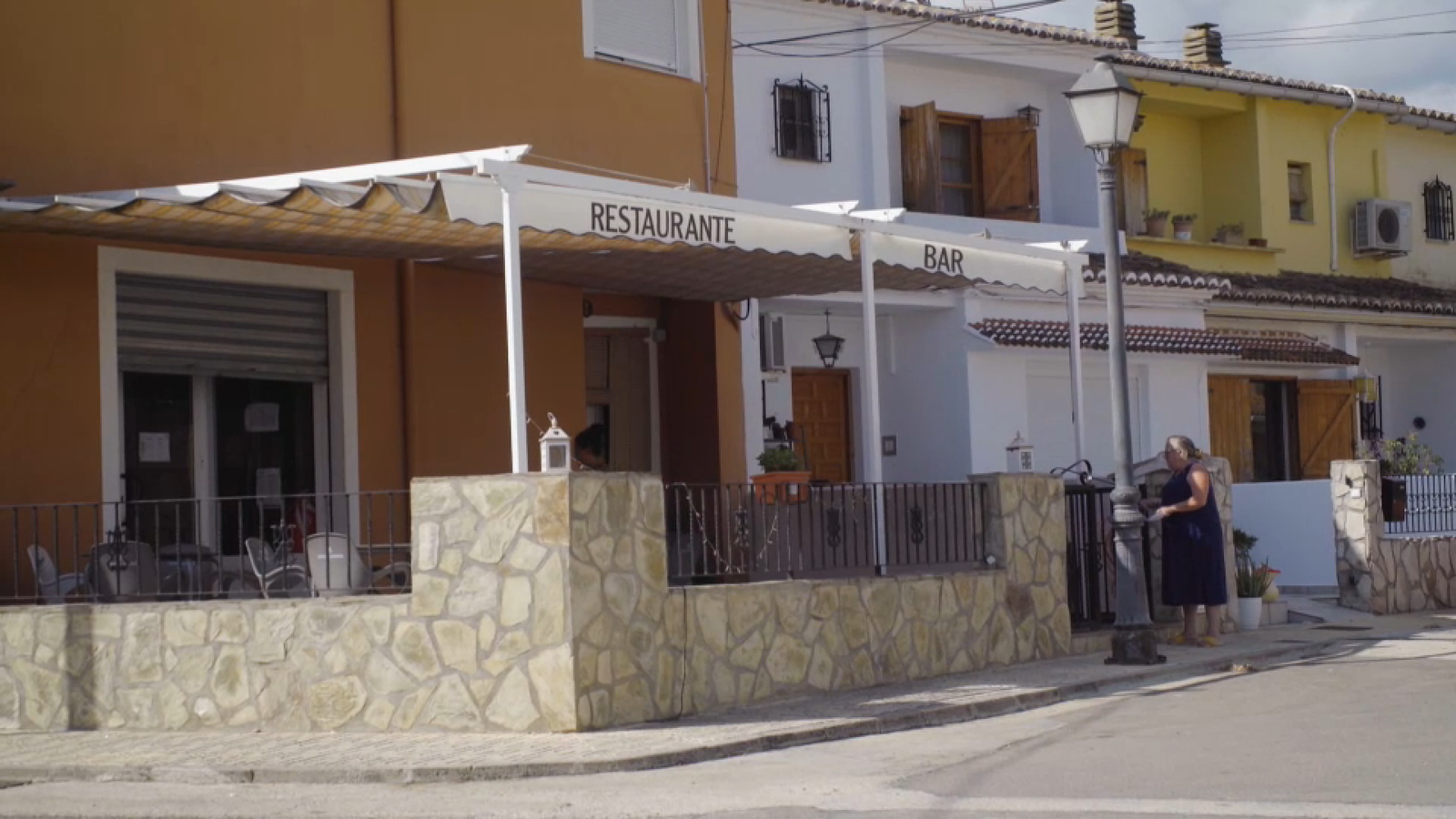 L'únic bar que hi ha a la localitat de Bellús