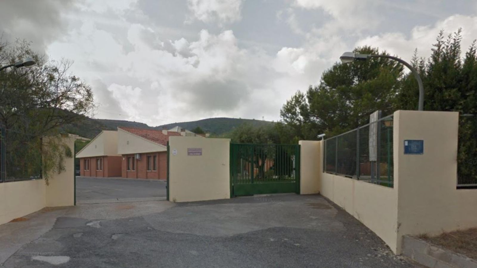 Vista de la residència afectada pel brot