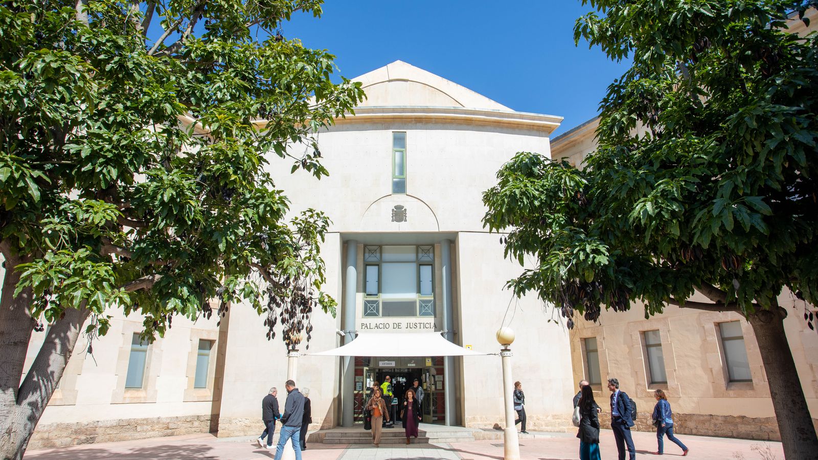 Façana del Palau de Justícia d'Alacant