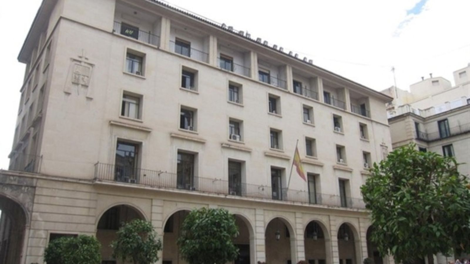 L’Audiència d’Alacant suspén el juí contra l’exregidora d’Esports i Serveis Públics d’Ibi