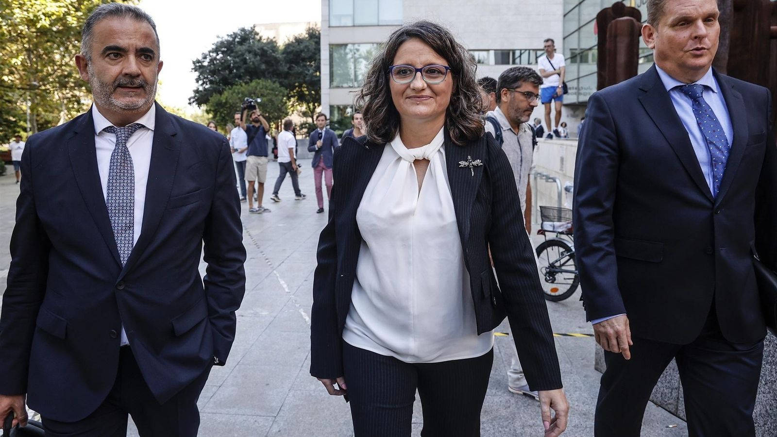 Imatge de l'arribada de Mónica Oltra a la Ciutat de la Justícia de València durant per a declarar davant el jutge