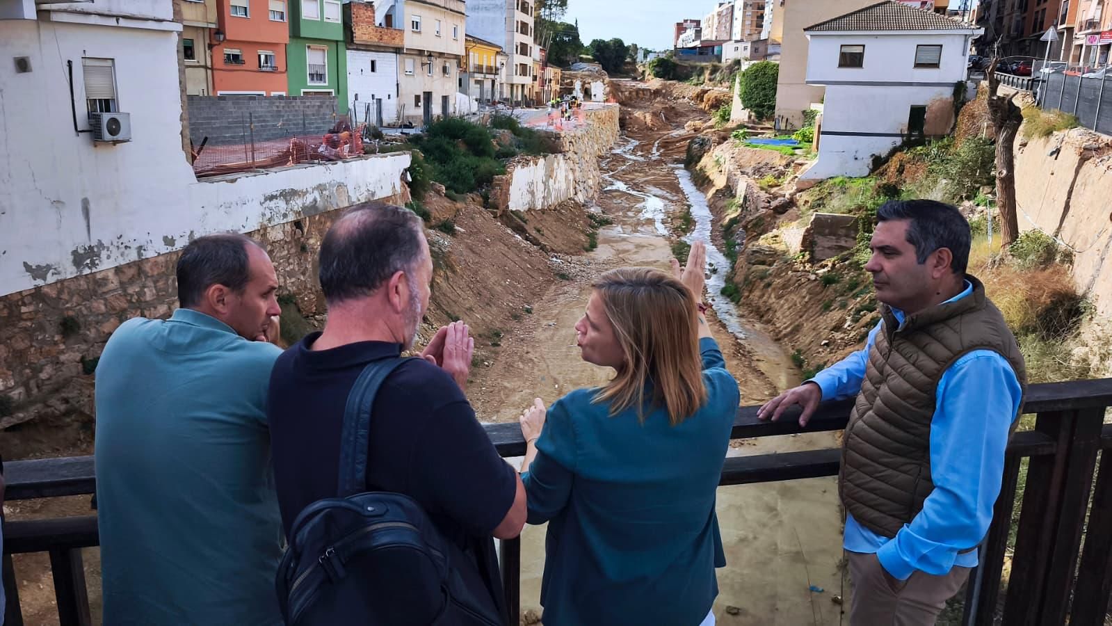 La delegada del govern espanyol a la Comunitat Valenciana, Pilar Bernabé, en la visita a Chiva La delegada del govern espanyol a la Comunitat Valenciana, Pilar Bernabé, en la visita a Chiva