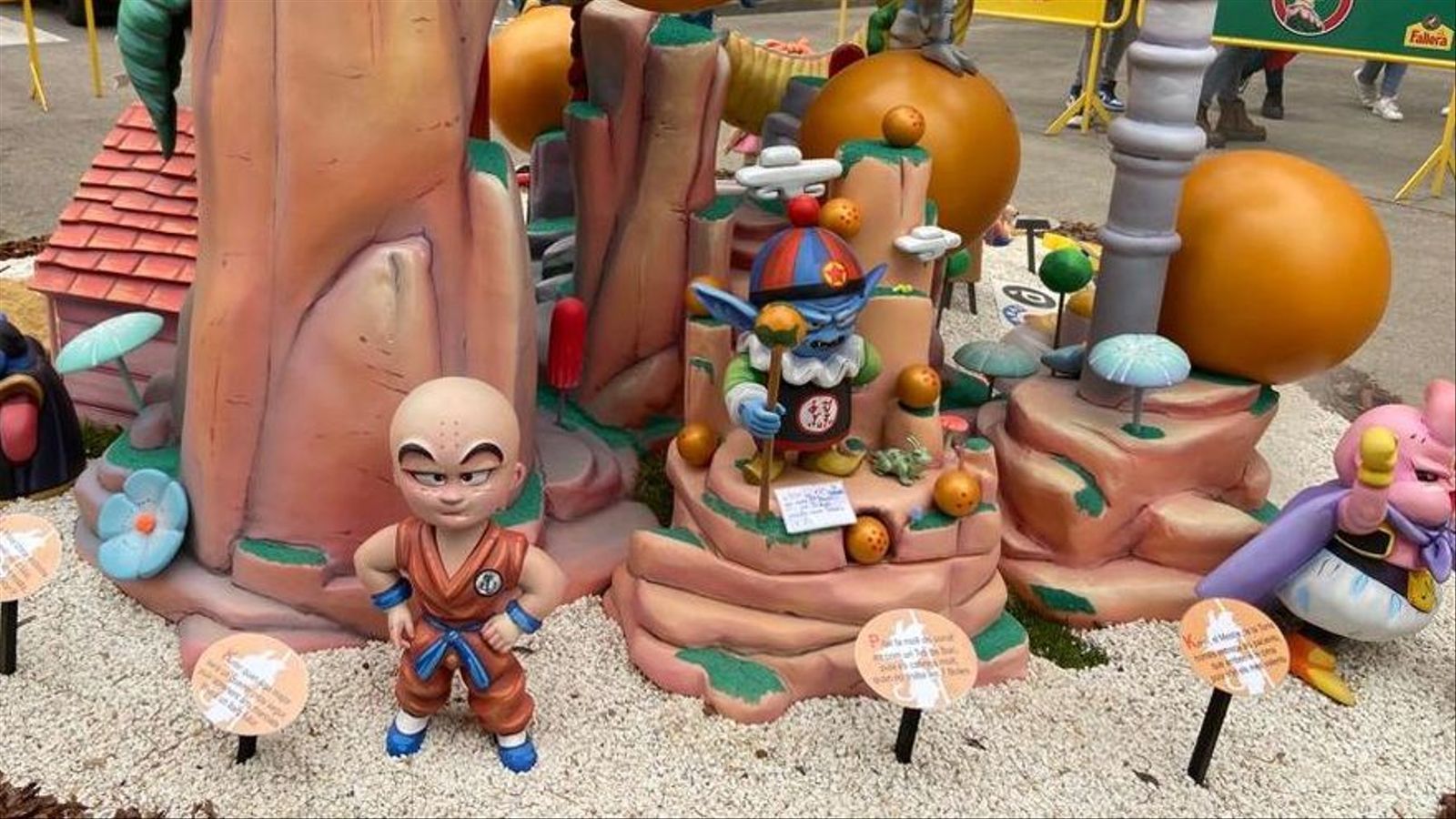 Detall de la falleta de la comissió Josep M. Bayarri Los Isidros