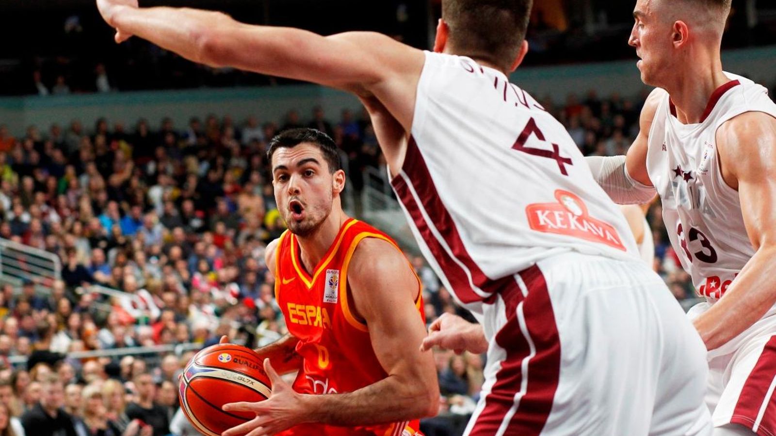 Alberto Abalde entra a canasta