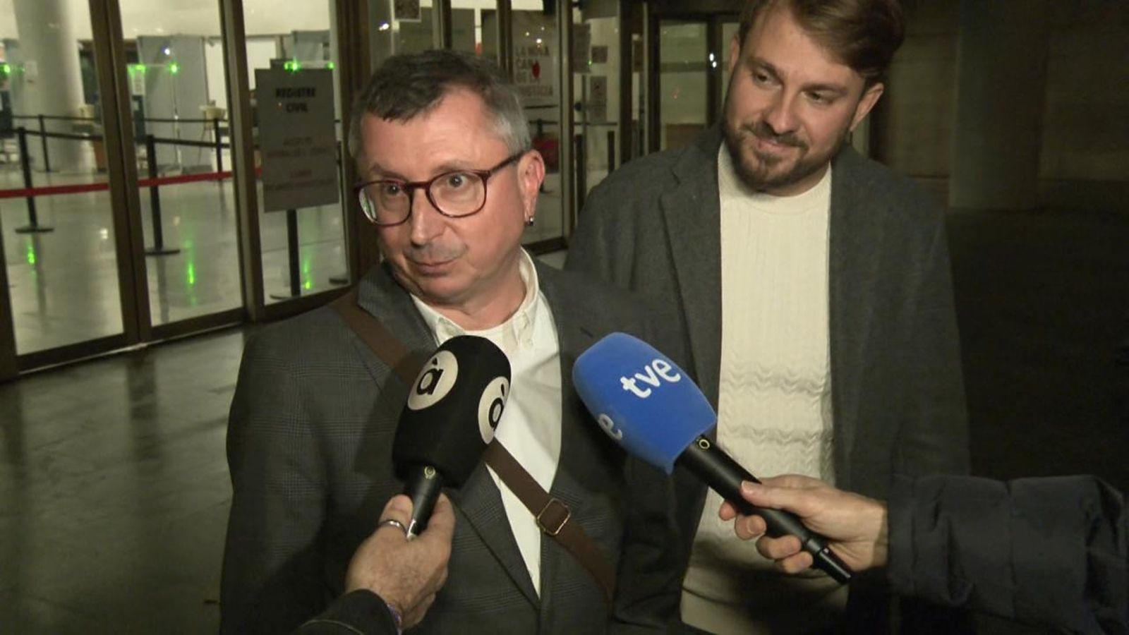 Declaracions de Miquel Real per a À Punt Notícies a l'eixida de la Ciutat de la Justícia de València