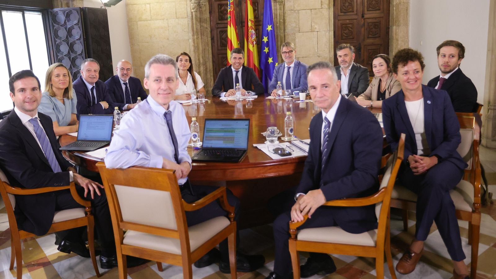 El president de la Generalitat s'ha reunit este dimecres a València amb representants de l'FMI