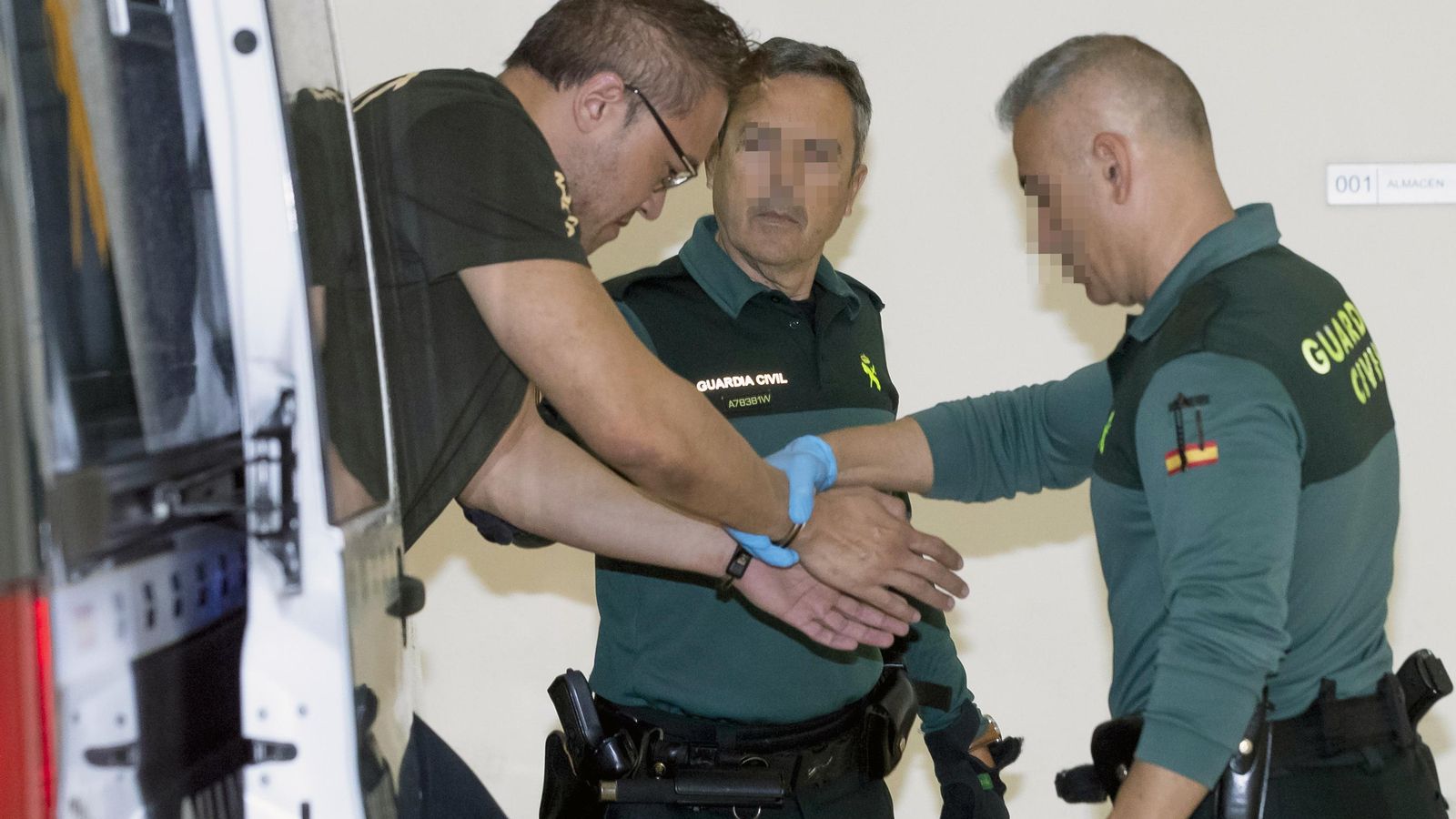 L'home de Singapur, detingut dimarts passat a Alacant a la seua arribada al jutjat d'instrucció número 3 de Cieza