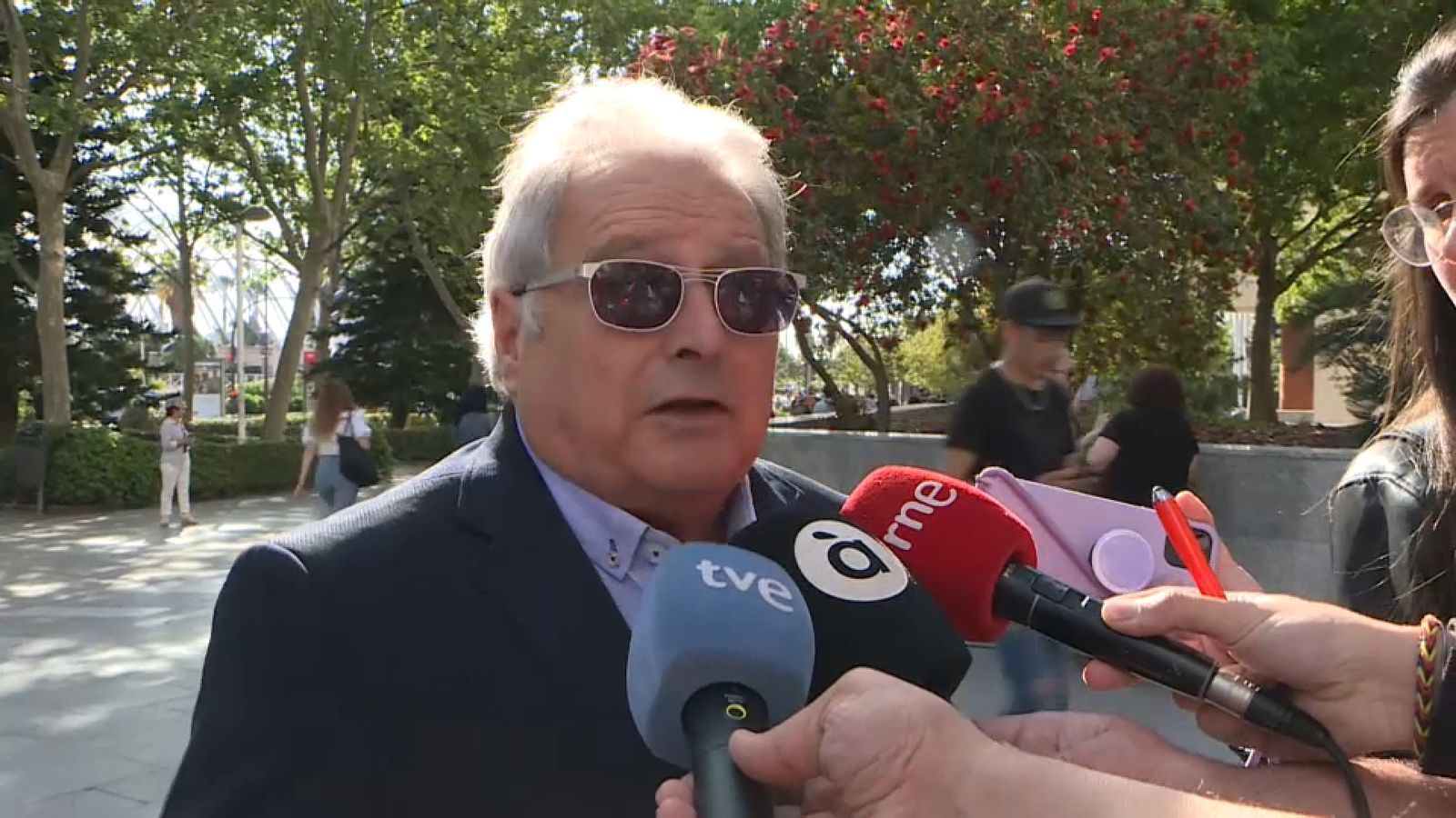 L'expresident de la Diputació de València, Alfons Rus, atén els mitjans en arribar a la Ciutat de la Justícia en una imatge d'arxiu
