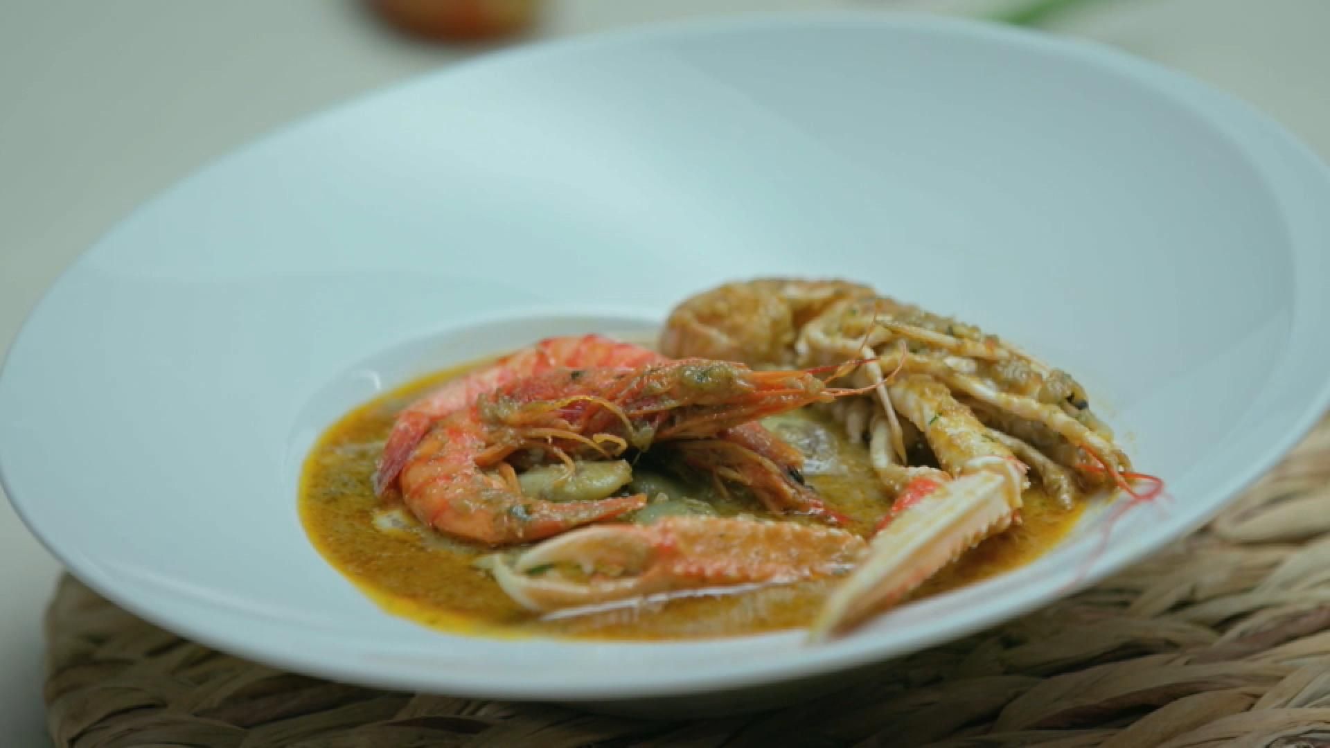 Guisat de garrofó, cigales i gambes fresques