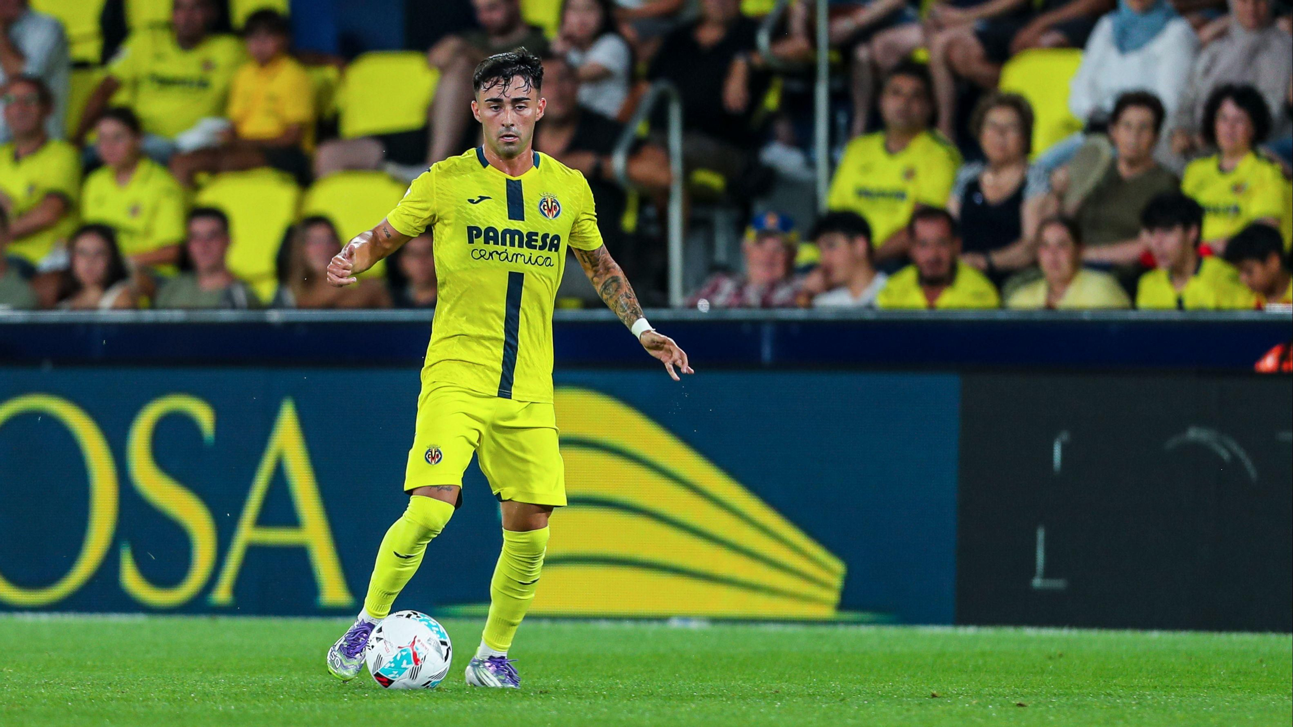 Moleiro, en el partit contra l'Aston Villa