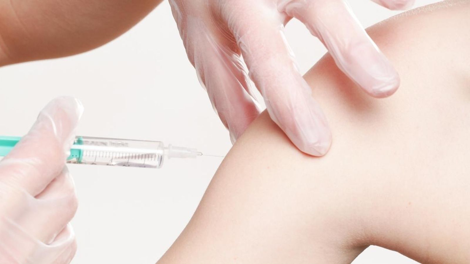 Sanitat fixa que s\'han de vacunar de la pallola tots els nascuts a partir de 1970