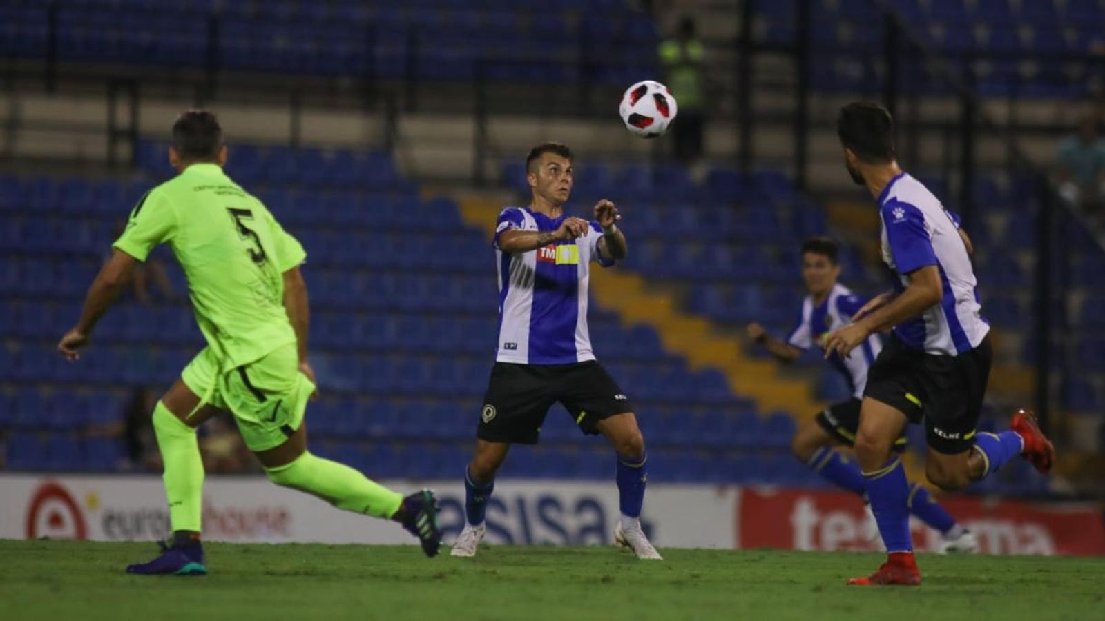 Jugada entre l'Hèrcules i l'Ontinyent Jugada entre l'Hèrcules i l'Ontinyent