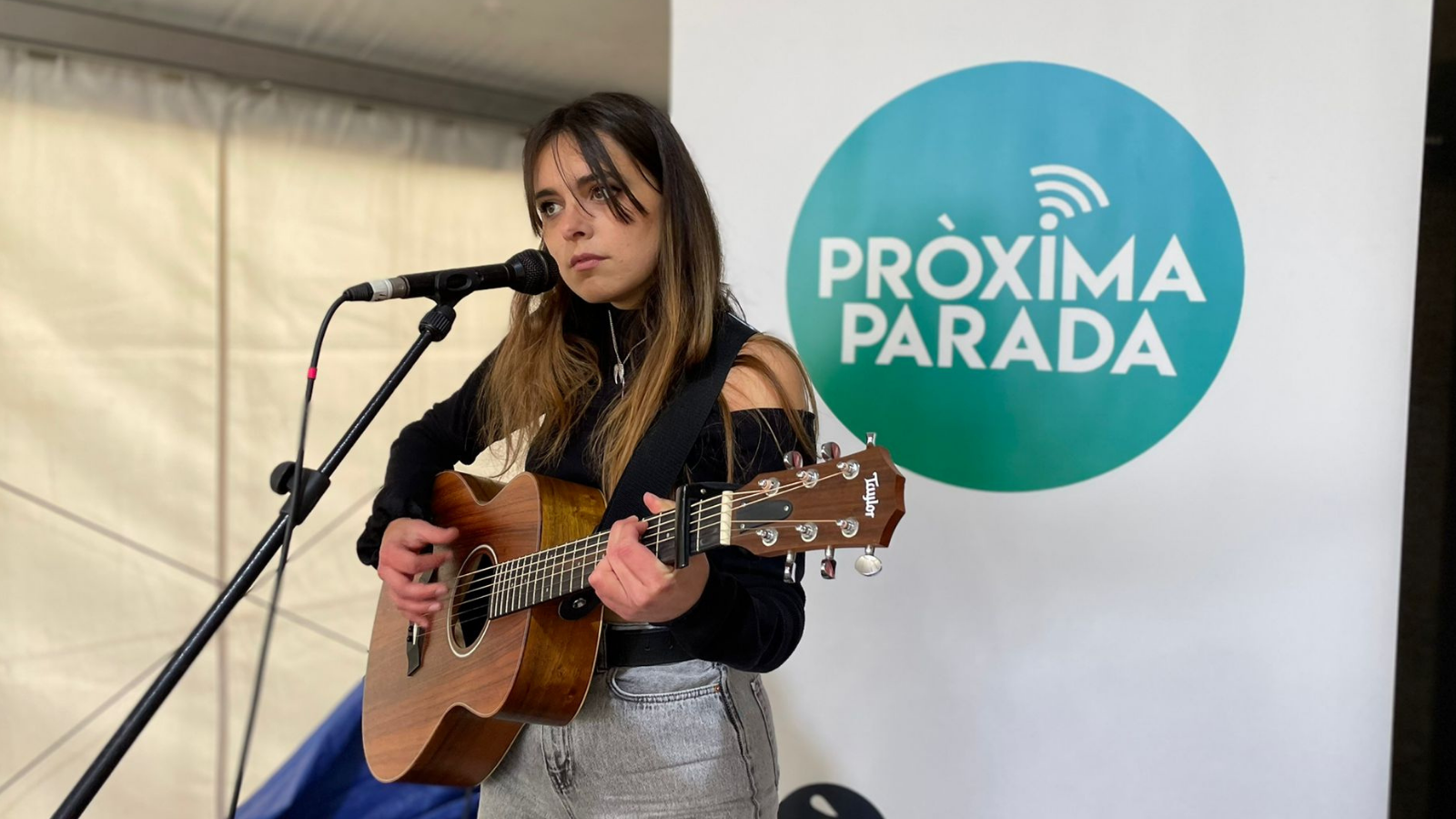 Esther, la cantant de Vinaròs