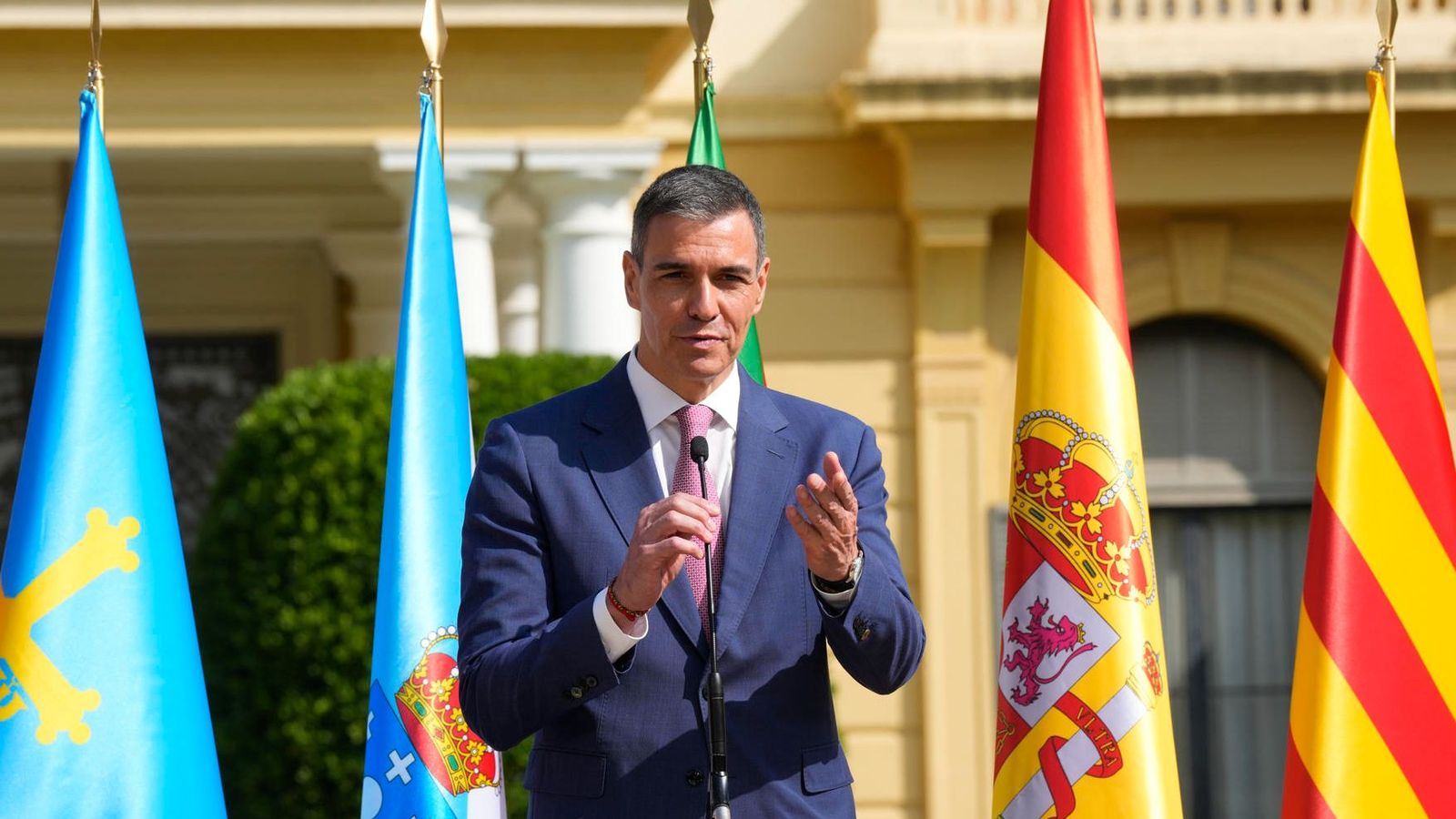 Sánchez, durant la declaració institucional este divendres abans de la Conferència de Presidents
