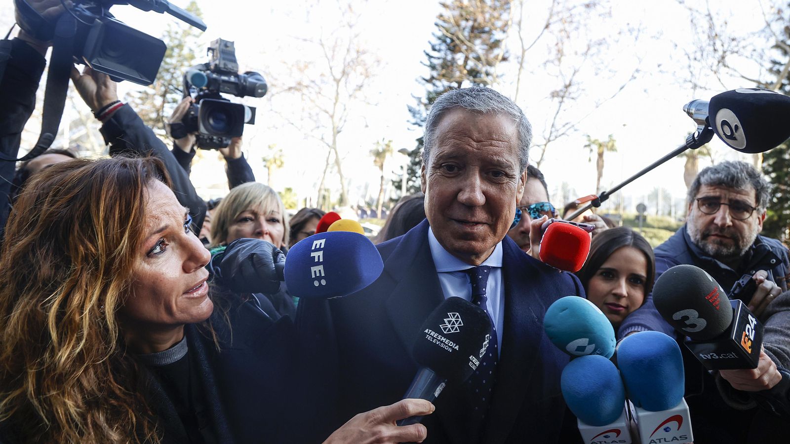 L'expresident de la Generalitat Eduardo Zaplana arriba a primera sessió del cas Erial sense fer declaracions.