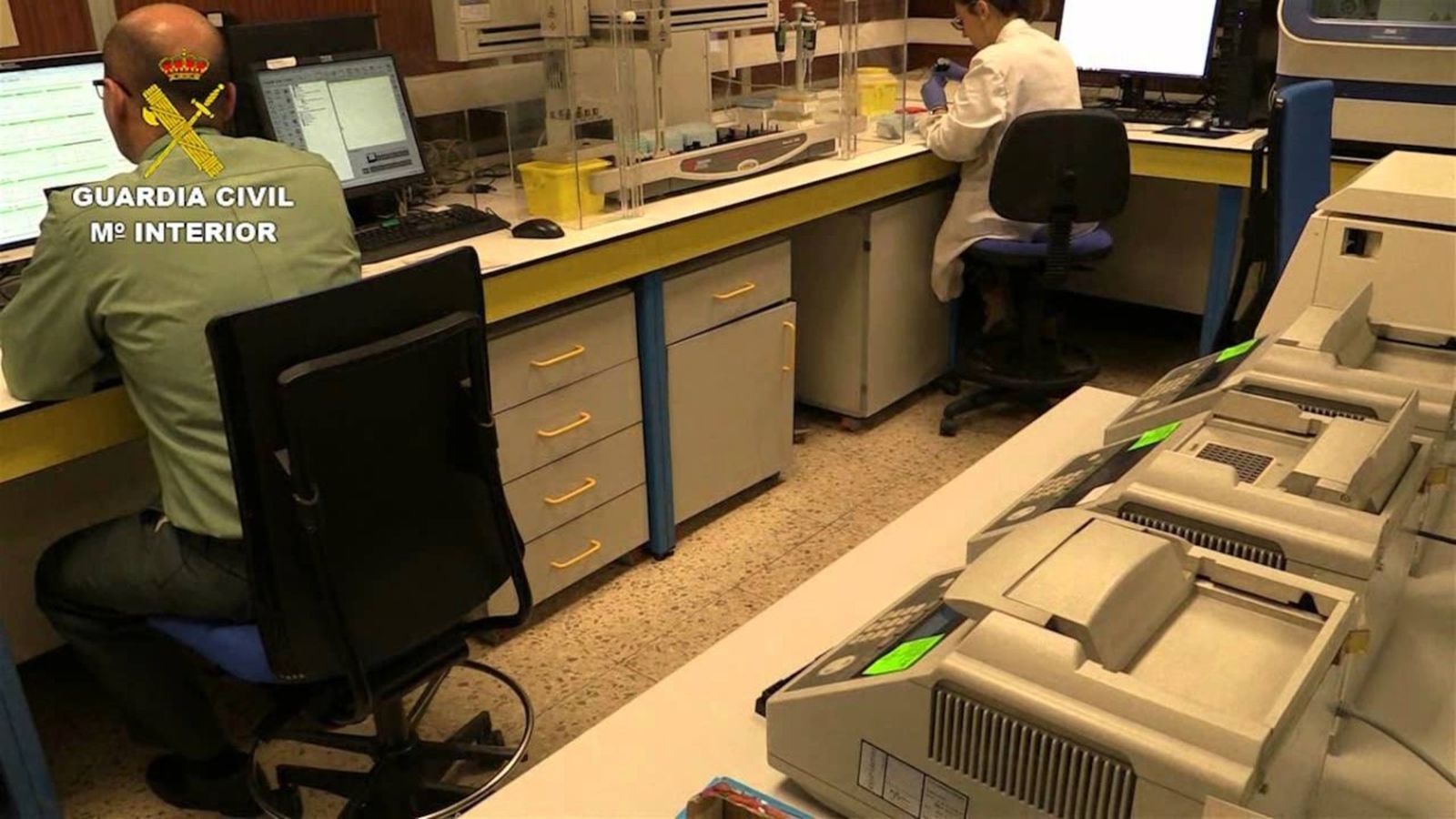 La detenció ha sigut després de contrastar una mostra d'ADN de la víctima