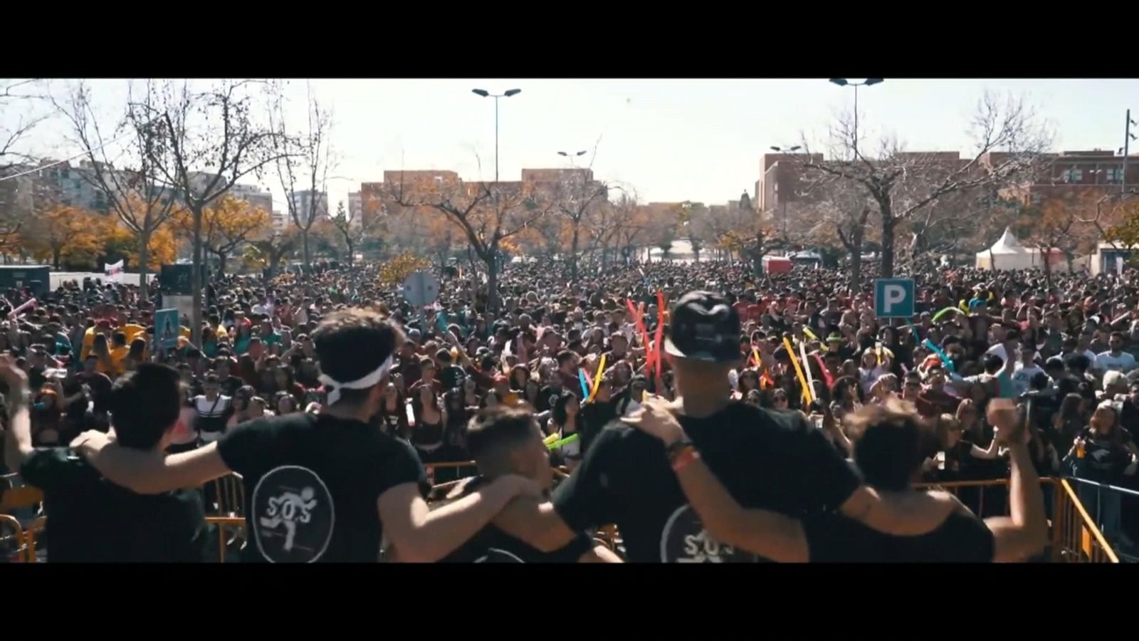 Una imatge d'una festa universitària, en arxiu