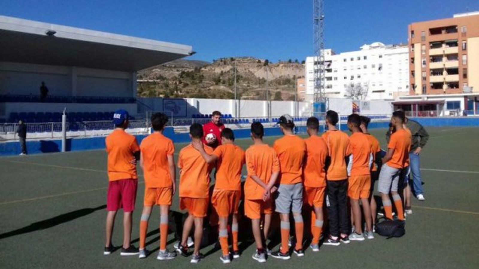 Adolescents del centre de menors de Bunyol practiquen esport