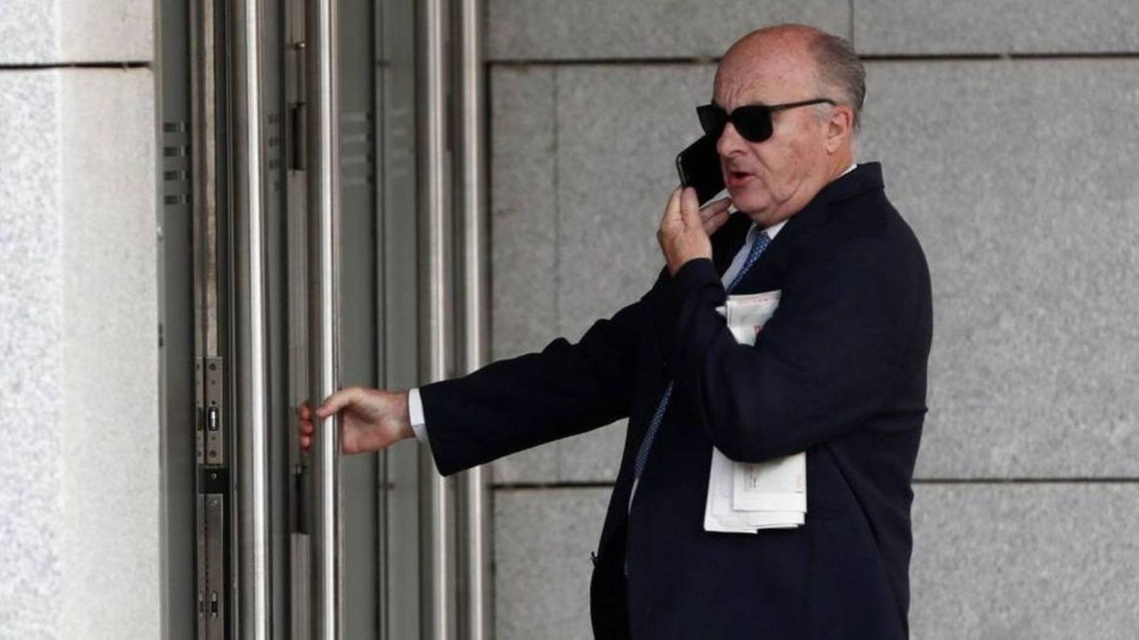 Imatge d'arxiu del jutge Manuel García Castellón a l'entrada a l'edifici de l'Audiència Nacional