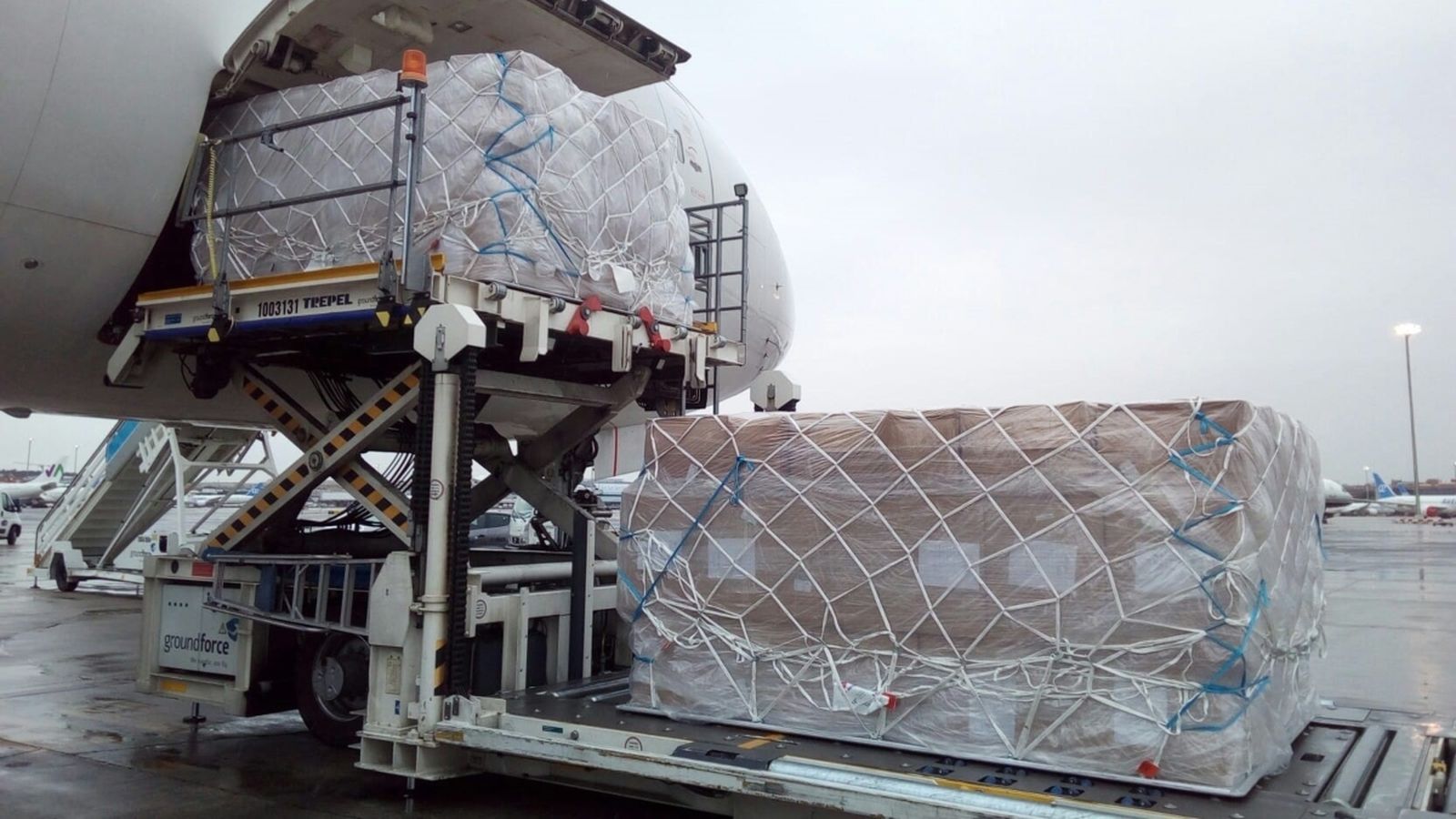 La Generalitat rebrà 2 milions d’euros per a pagar despeses de transport en la compra de material sanitari